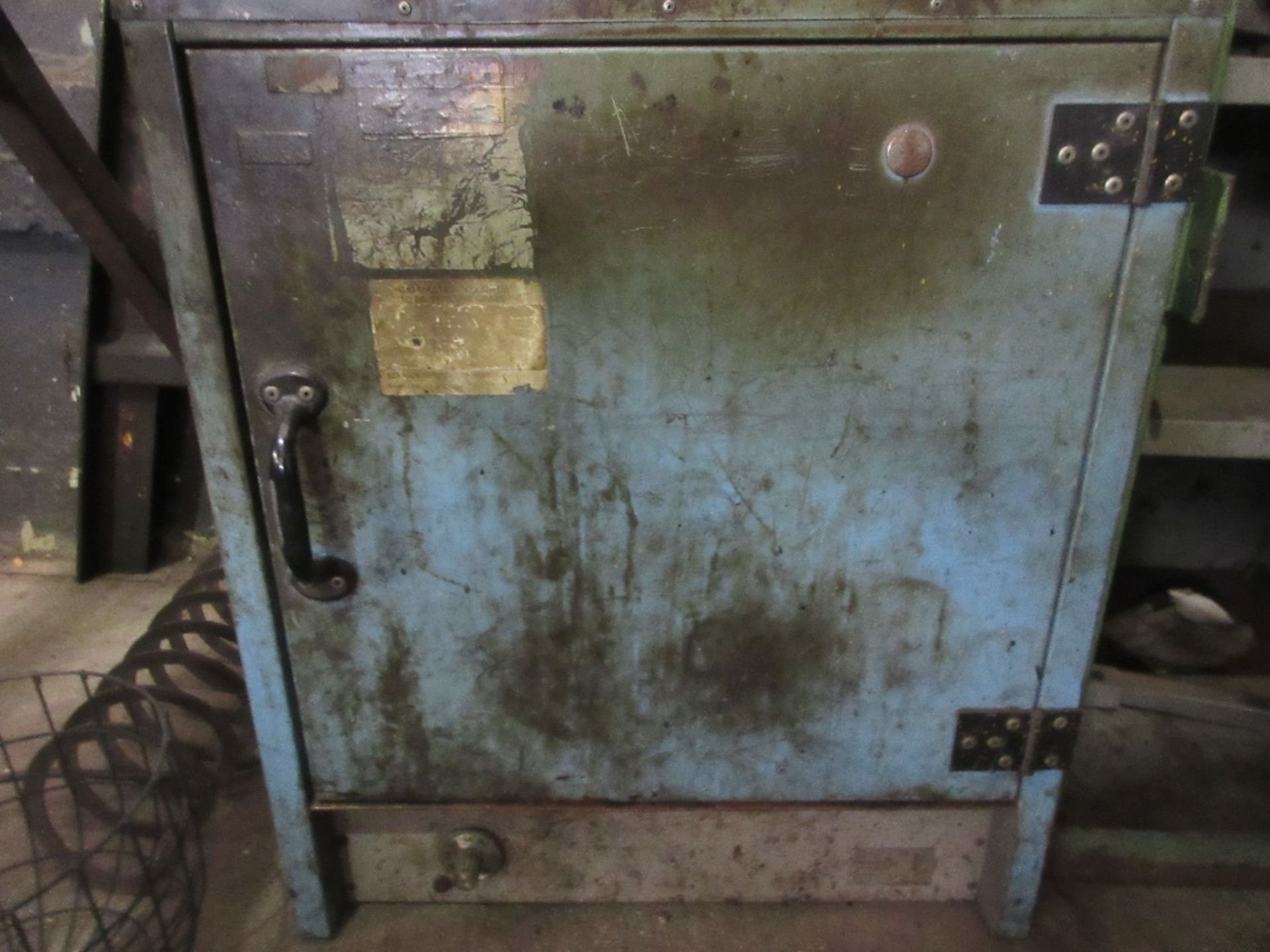 Alpha SC3 500 watt 240v welding rod oven, Serial No. 2897 and small welding oven - Image 3 of 4