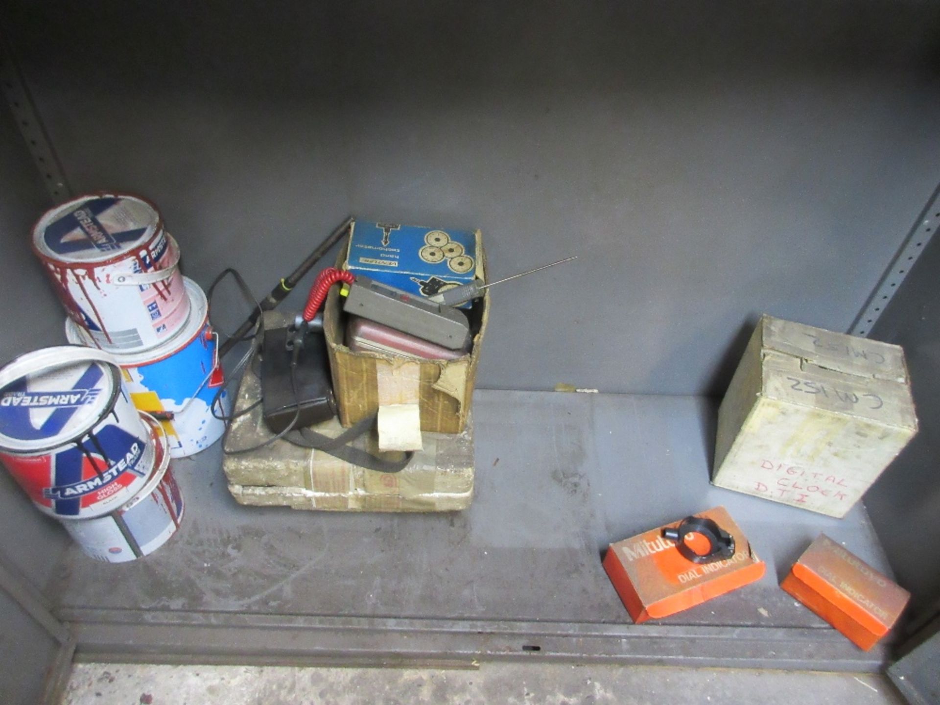 Cabinet containing colour slide projector and various inspection equipment - Image 4 of 5