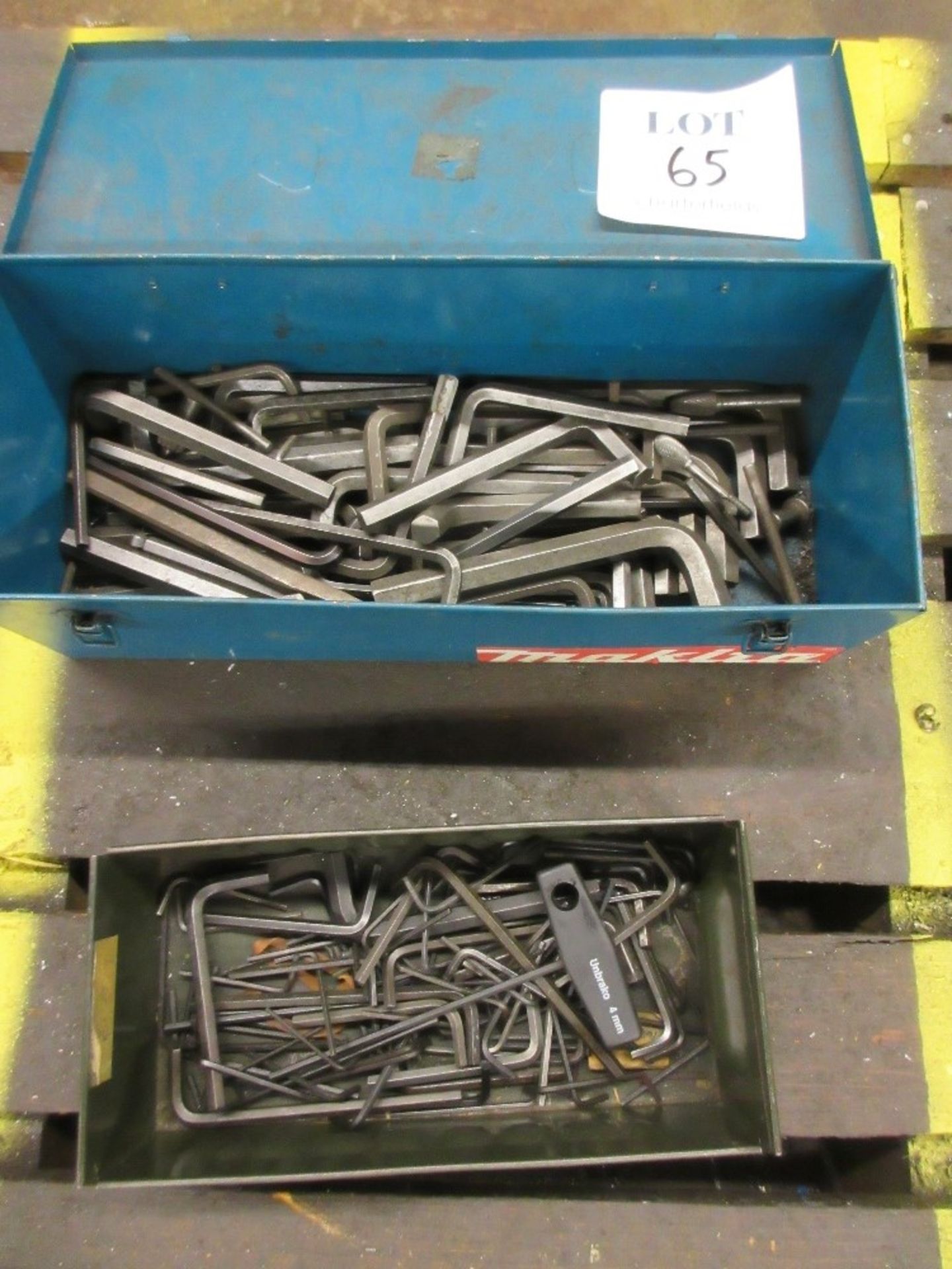 Large quantity of various allen keys