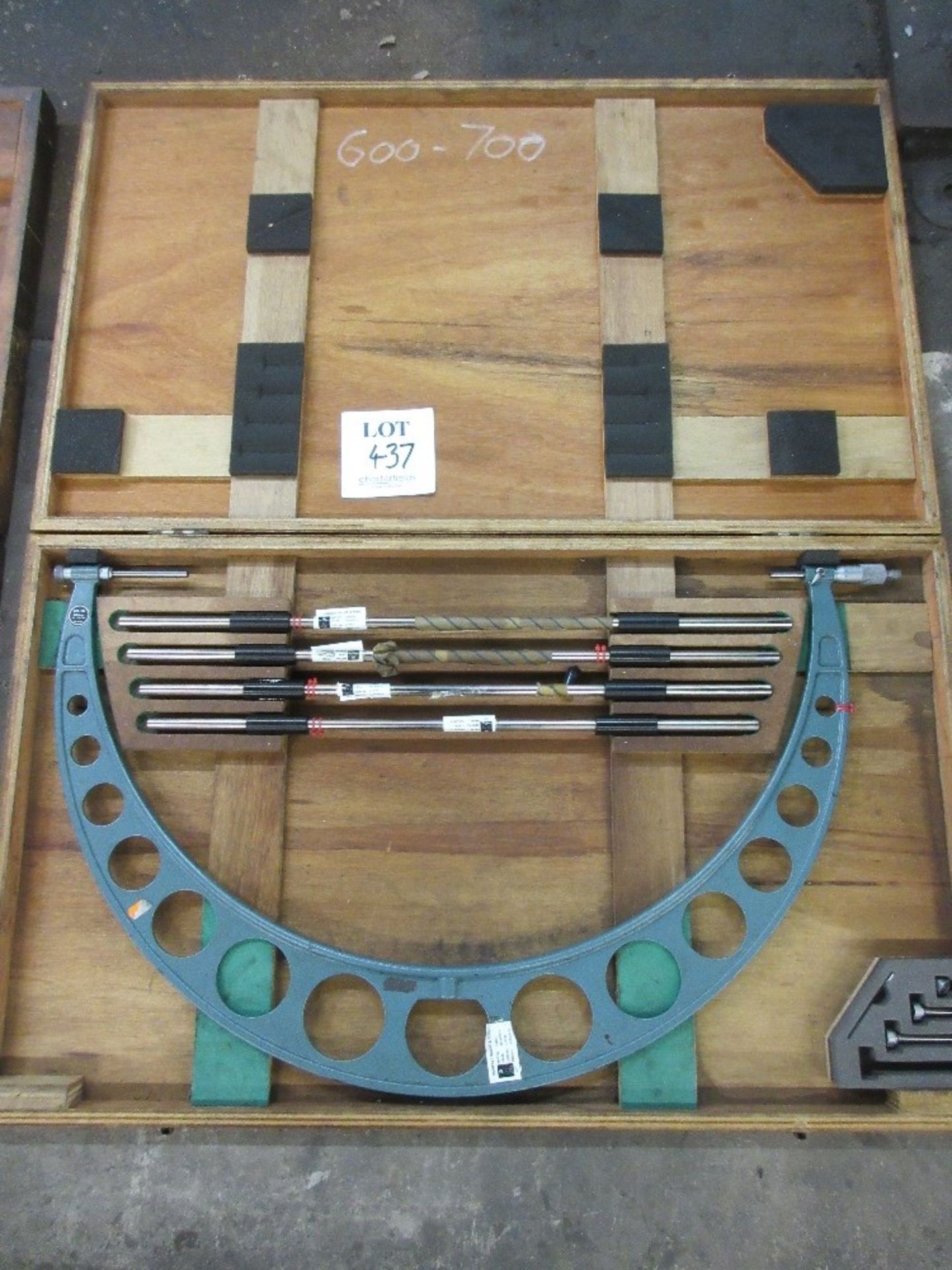 Mitutoyo micrometer set 600mm - 700mm