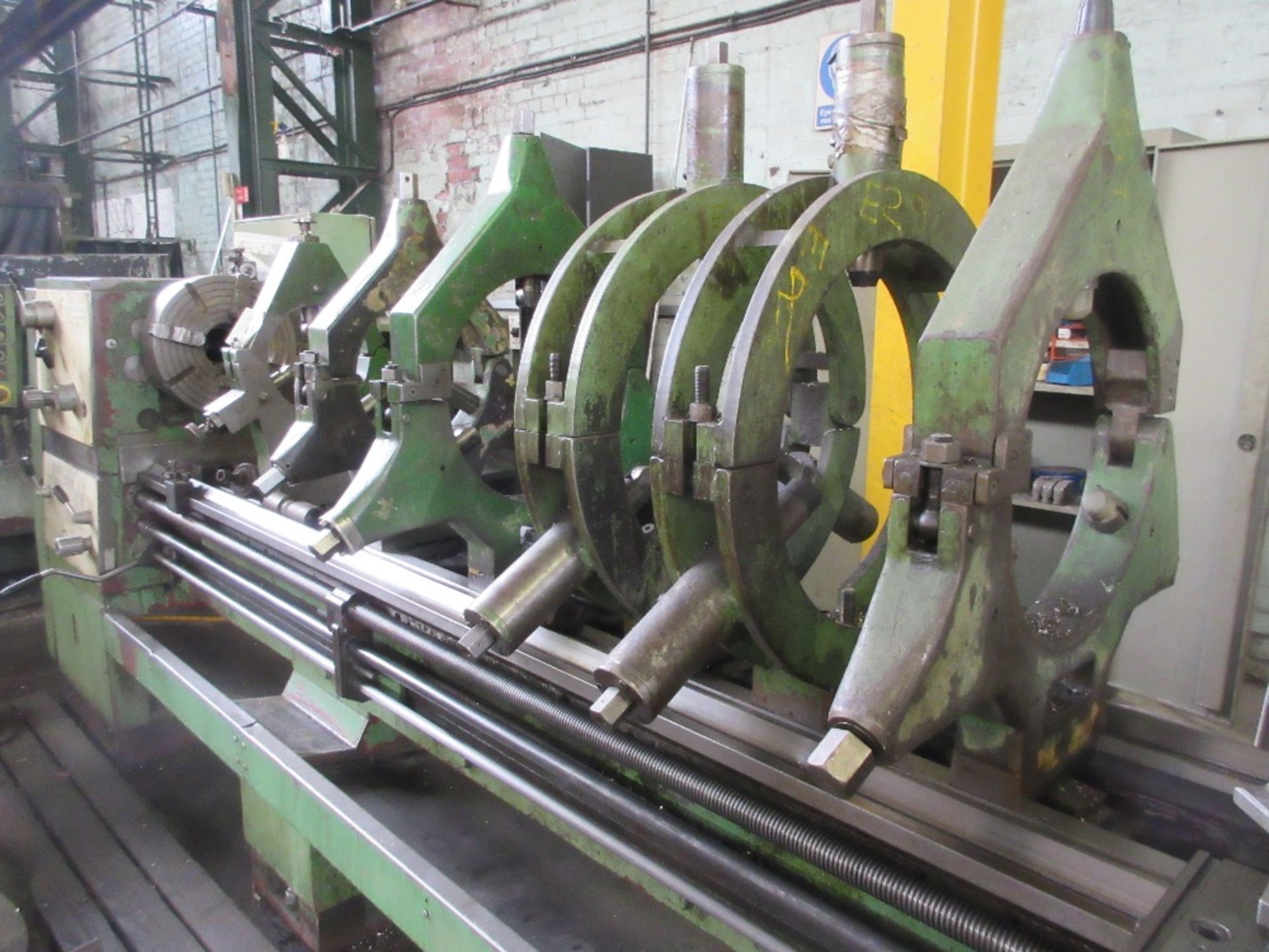 Tarnow TUR710 centre lathe 450mm swing x 3000mm centres with 6 various steadies. Machine No. 5046. - Image 4 of 4