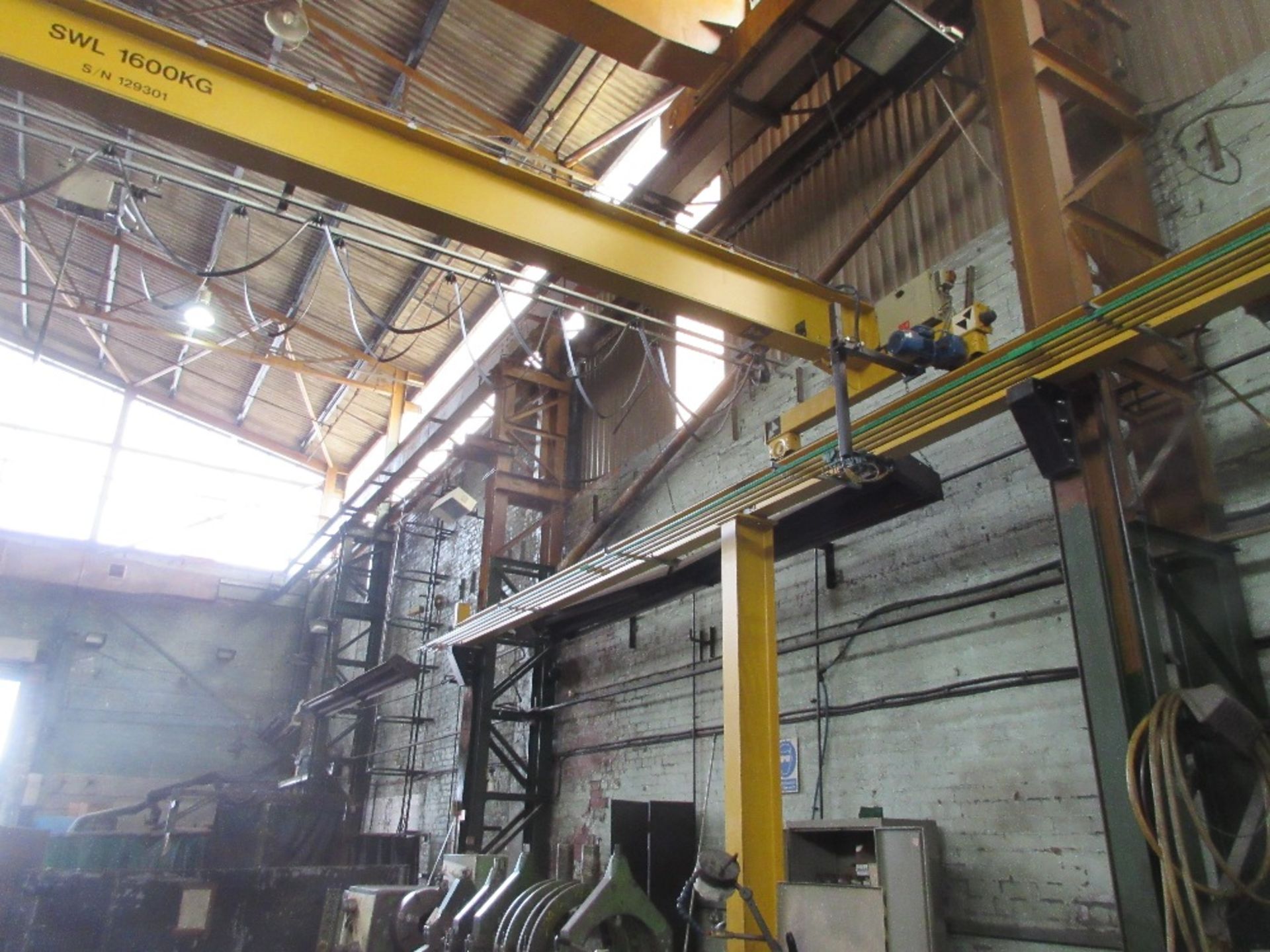 Riley's Crane Services 1600kg SWL gantry crane, approx. 5m beam x 20m approx. length x approx. 4m - Image 2 of 6