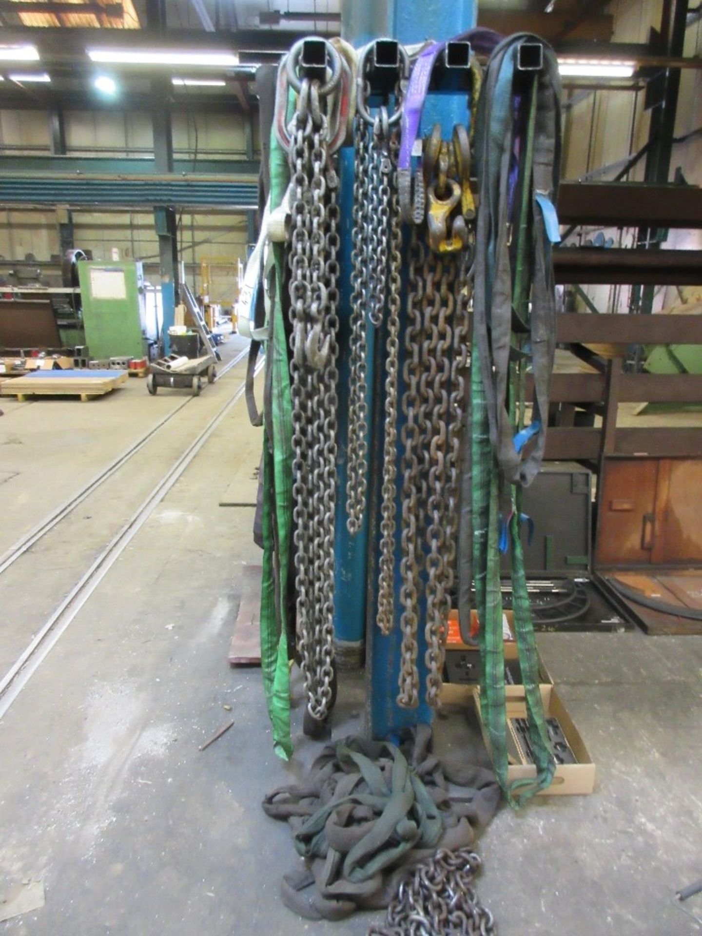 Large quantity of lifting straps and chains - Image 2 of 4