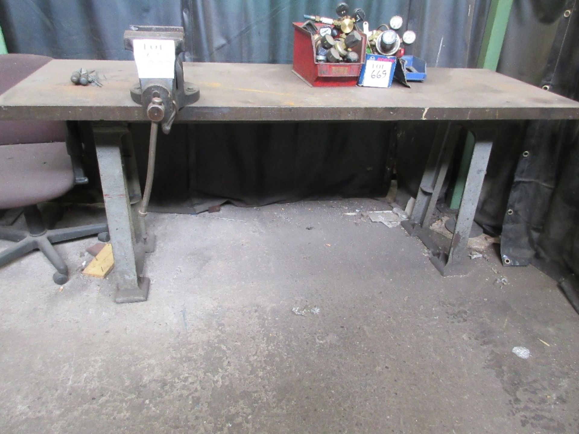 Steel workbench 2140 x 710m with record no. 36 quick release vice