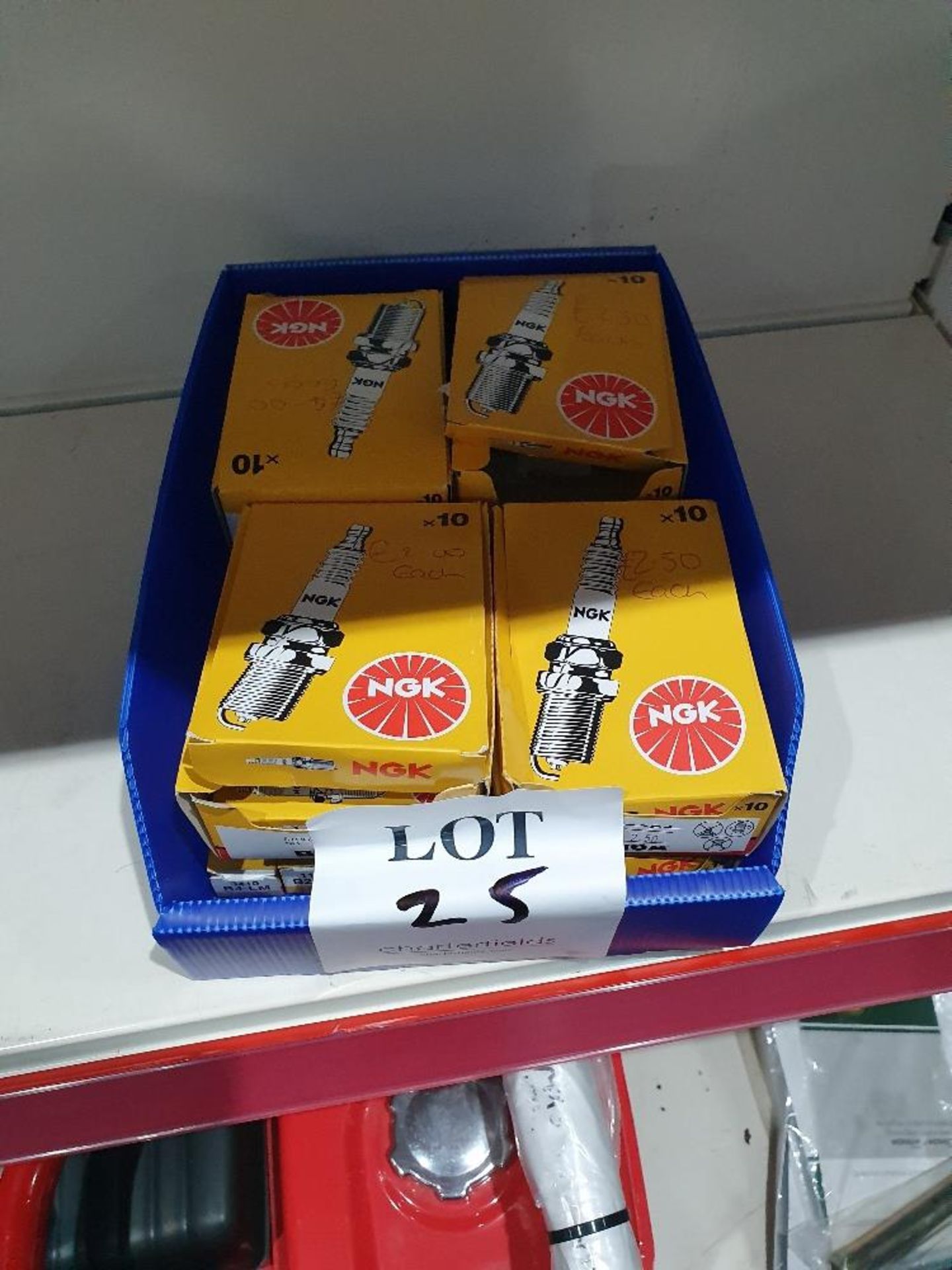 Quantity of NGK spark plugs