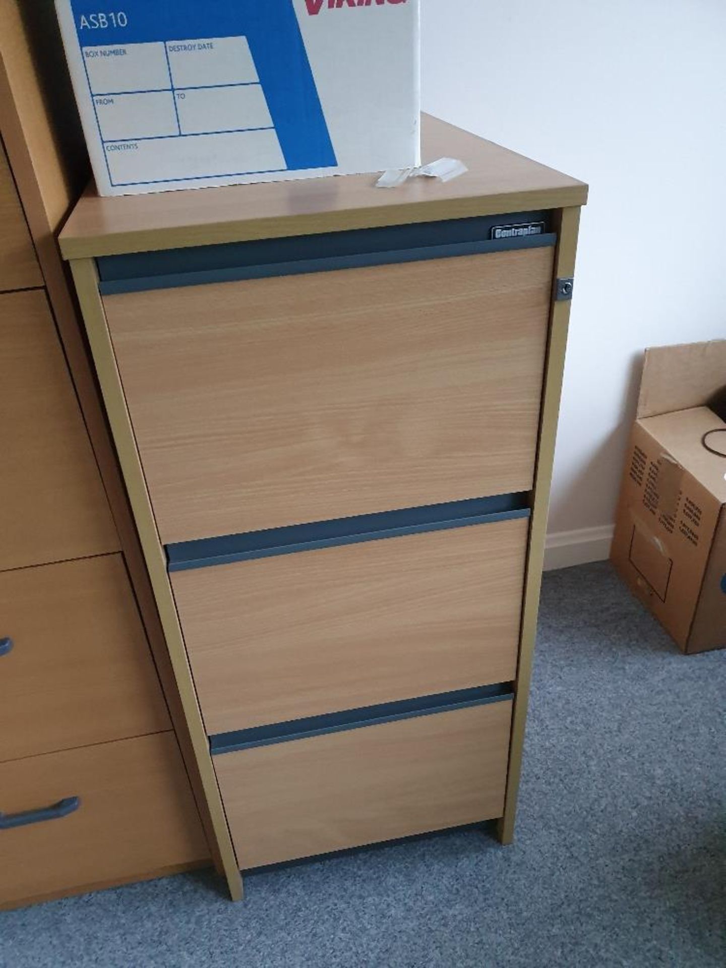 Wooden filing cabinet, containing three drawers and three drawer desk pedestal - Image 2 of 2