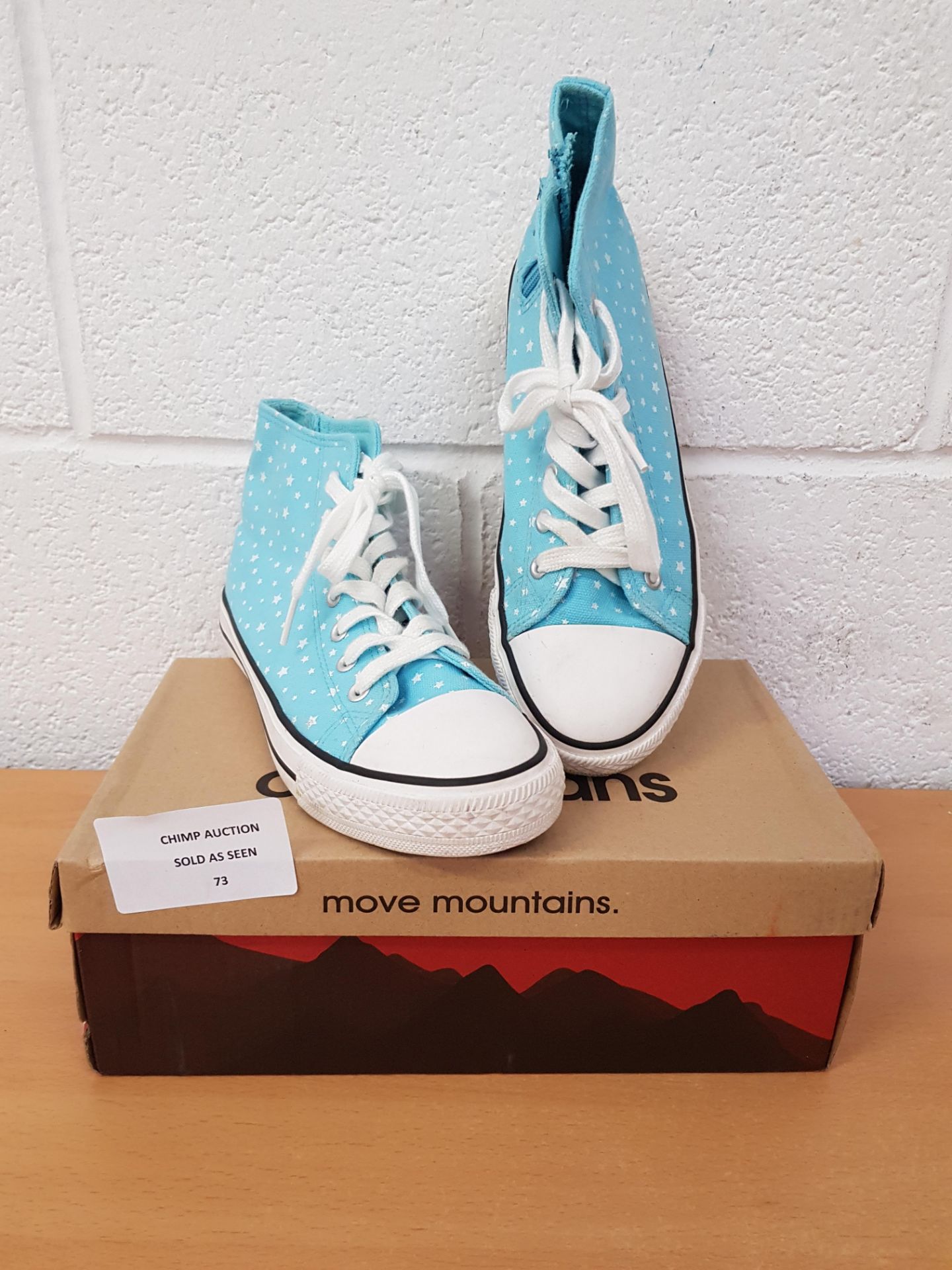 Canadians Move Mountains ladies shoes EU 39