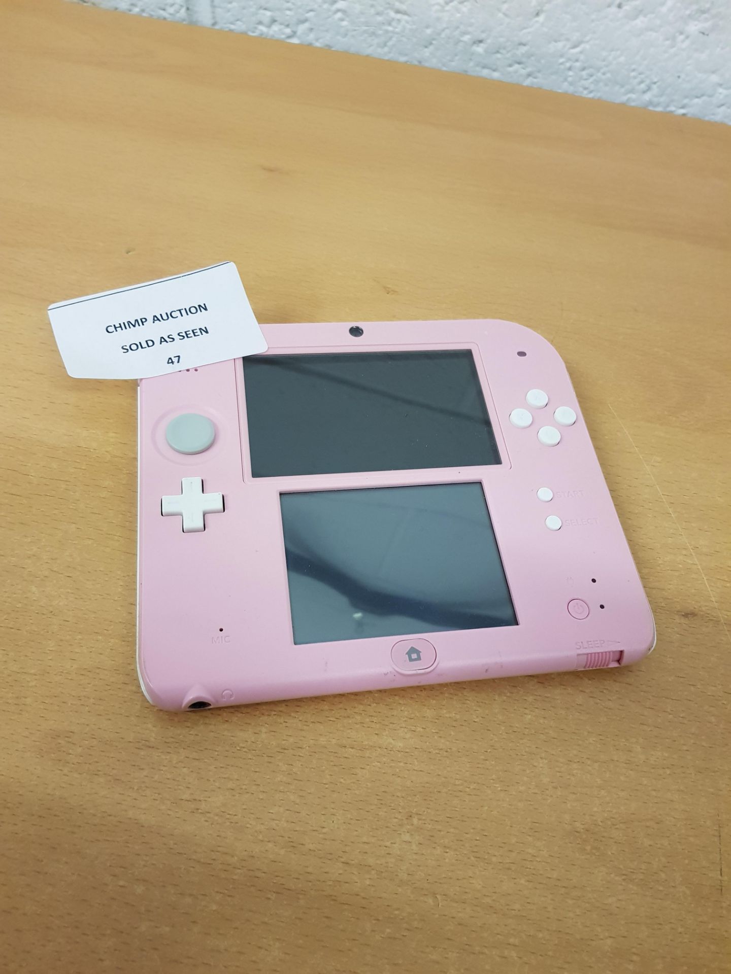 Nintendo 2ds console Pink edition