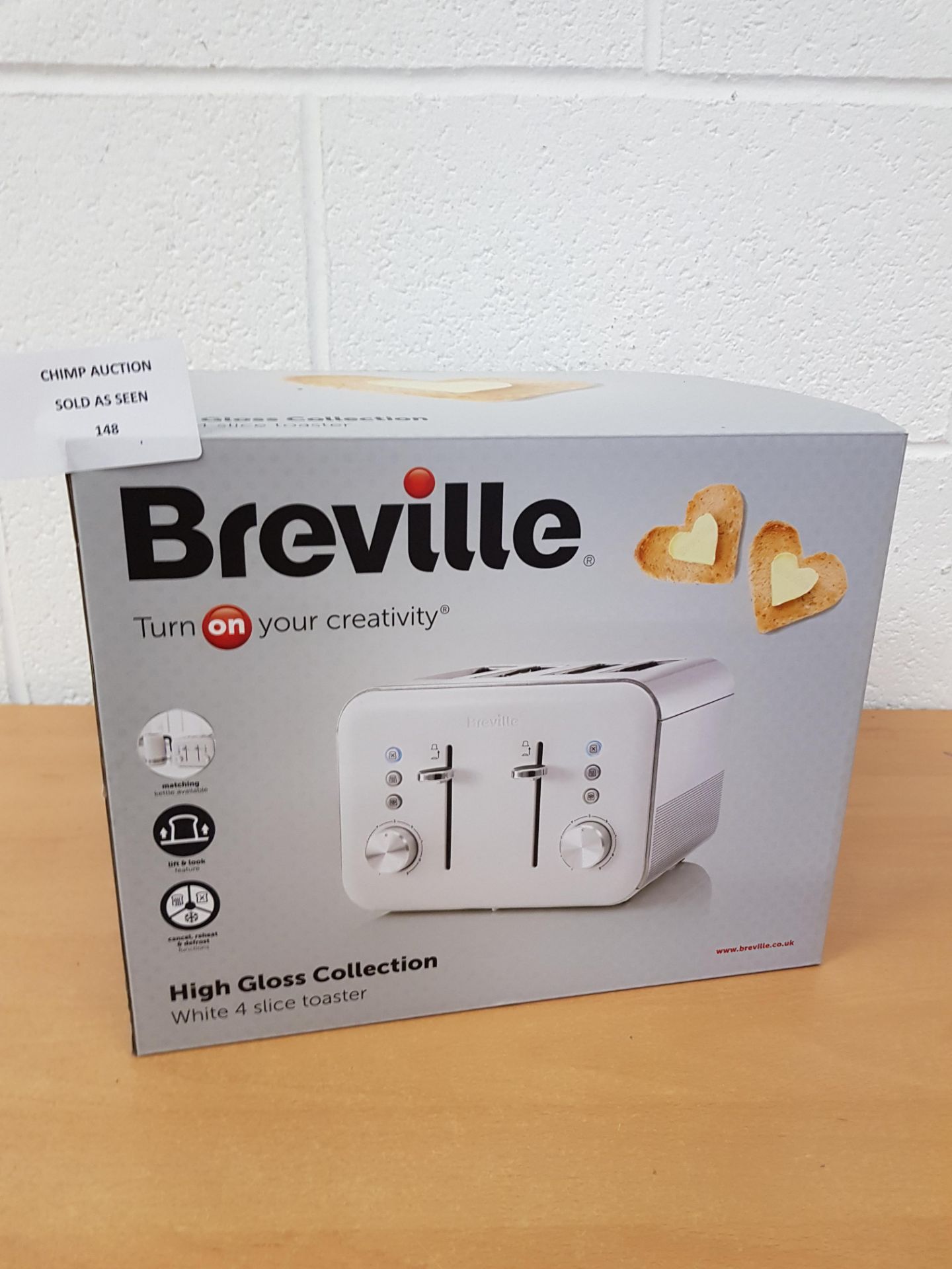Breville High Gloss 4 Slice toaster