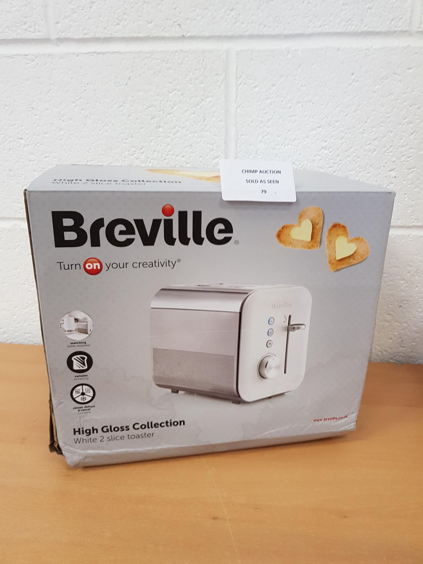 Breville High Gloss 2 Slice toaster