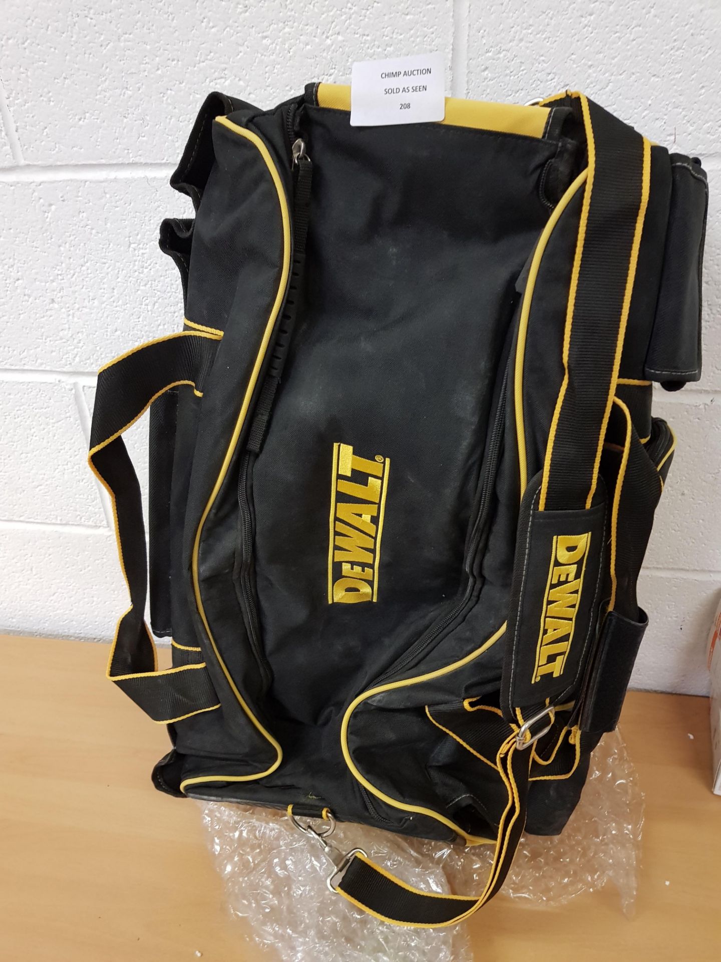 DeWalt tool Case/ rolling bag