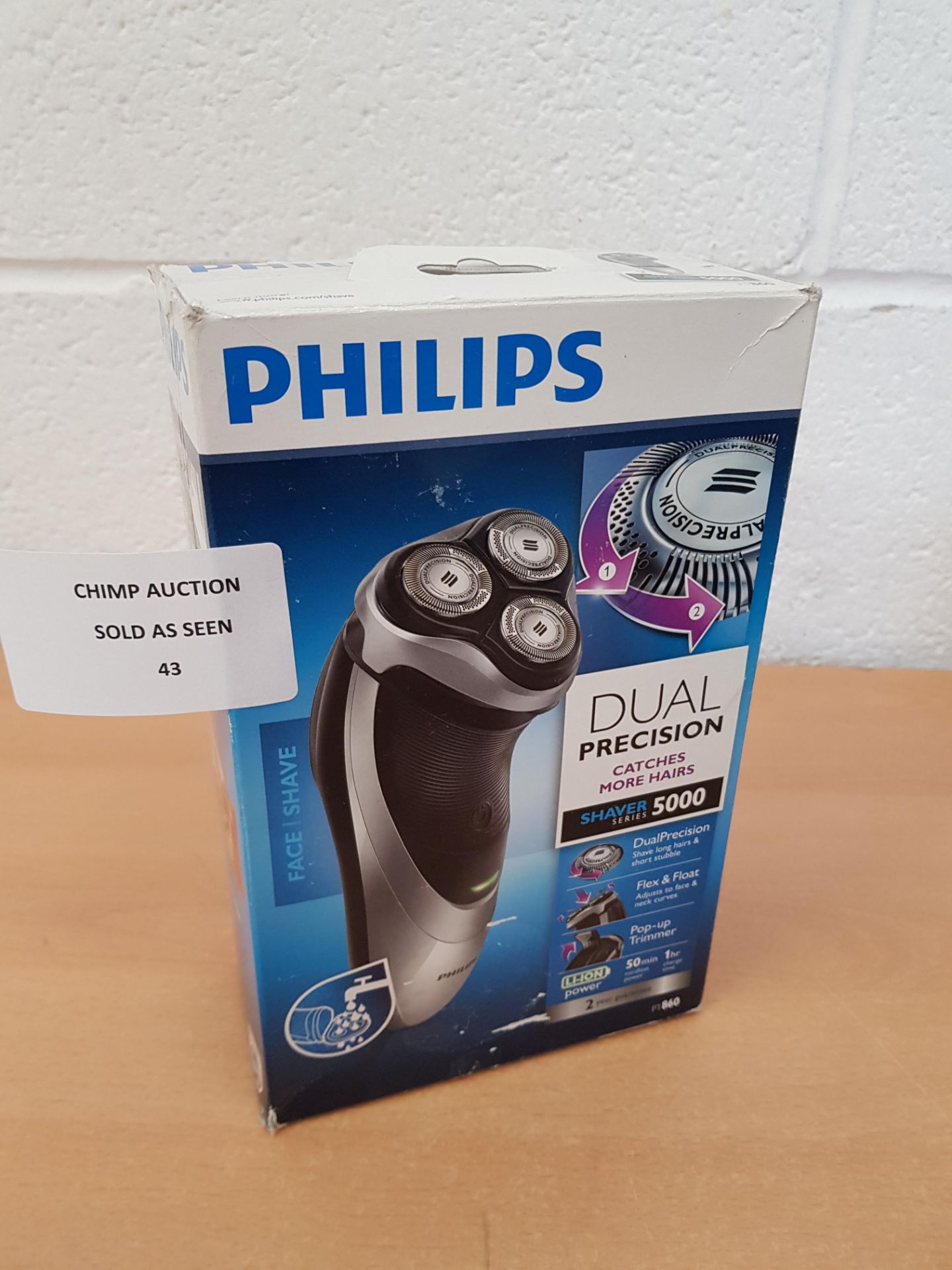 Philips PT860 Shaver Series 5000 with DualPrecision Trimmer RRP £89.99.