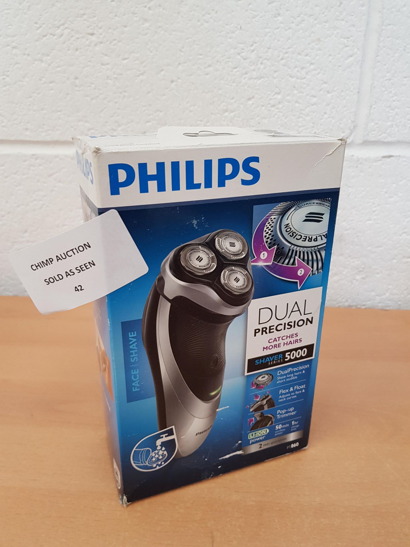 Philips PT860 Shaver Series 5000 with DualPrecision Trimmer RRP £89.99.