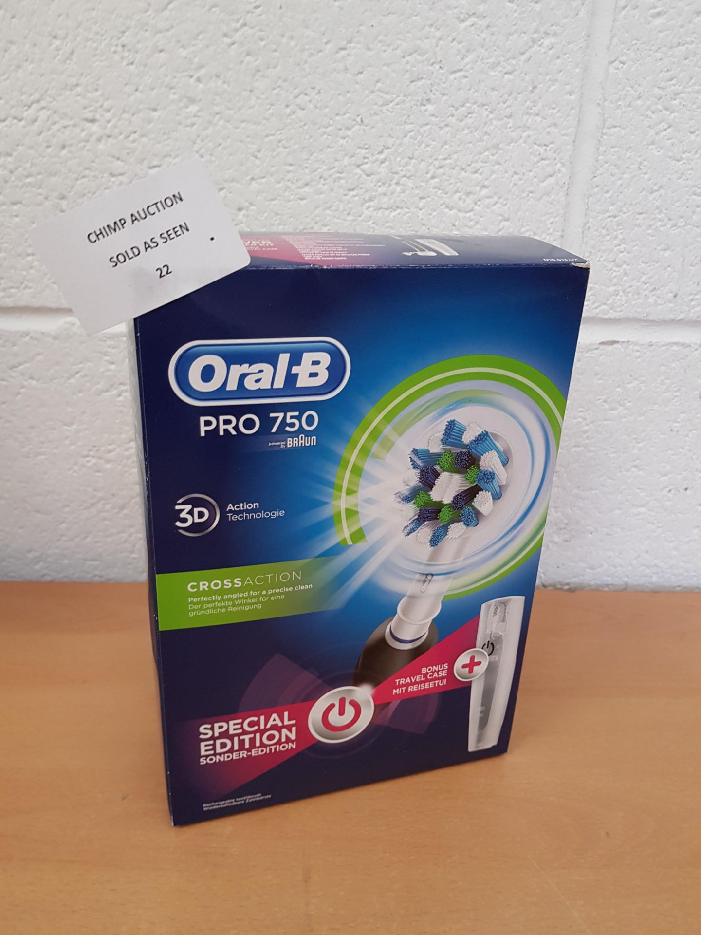 Oral-B PRO 750 3D CrossAction Limited Edition Toothbrush RRP £79.99.