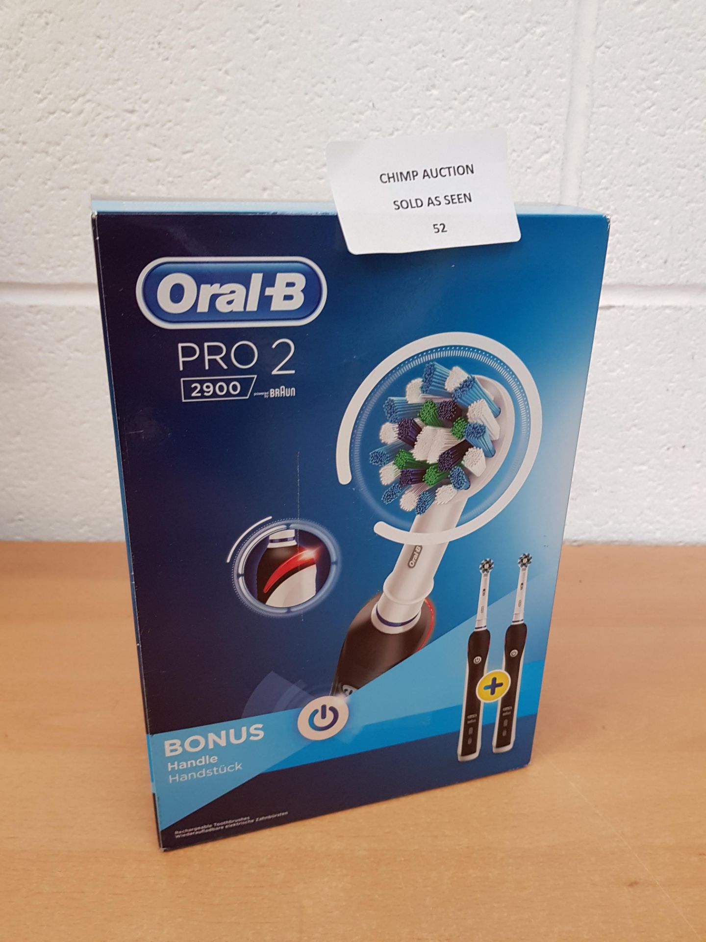 Oral-B Pro 2 2900 Twin edition electric toothbrush RRP £129.99