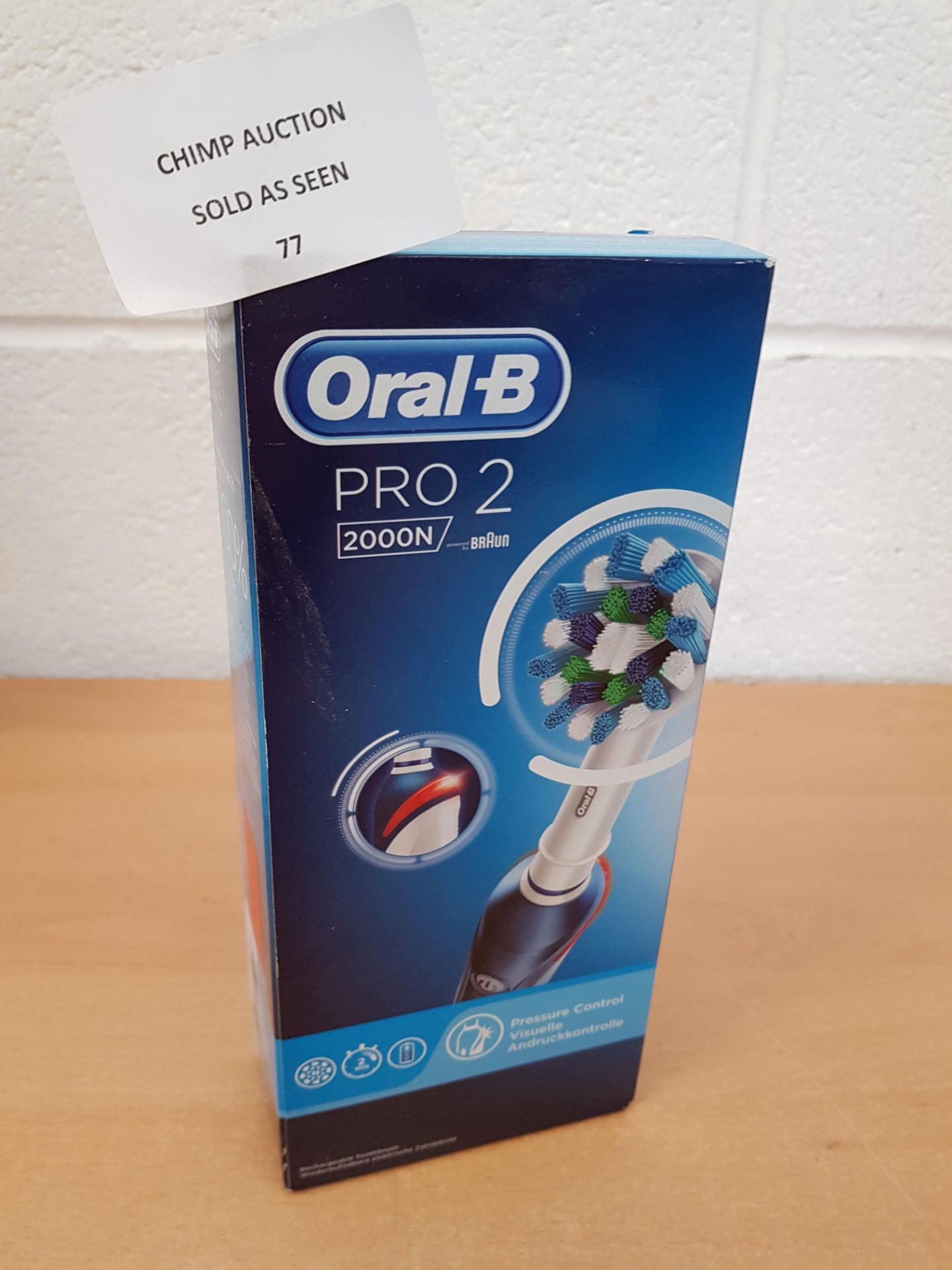 Oral-B Pro 2 2000 electric Toothbrush