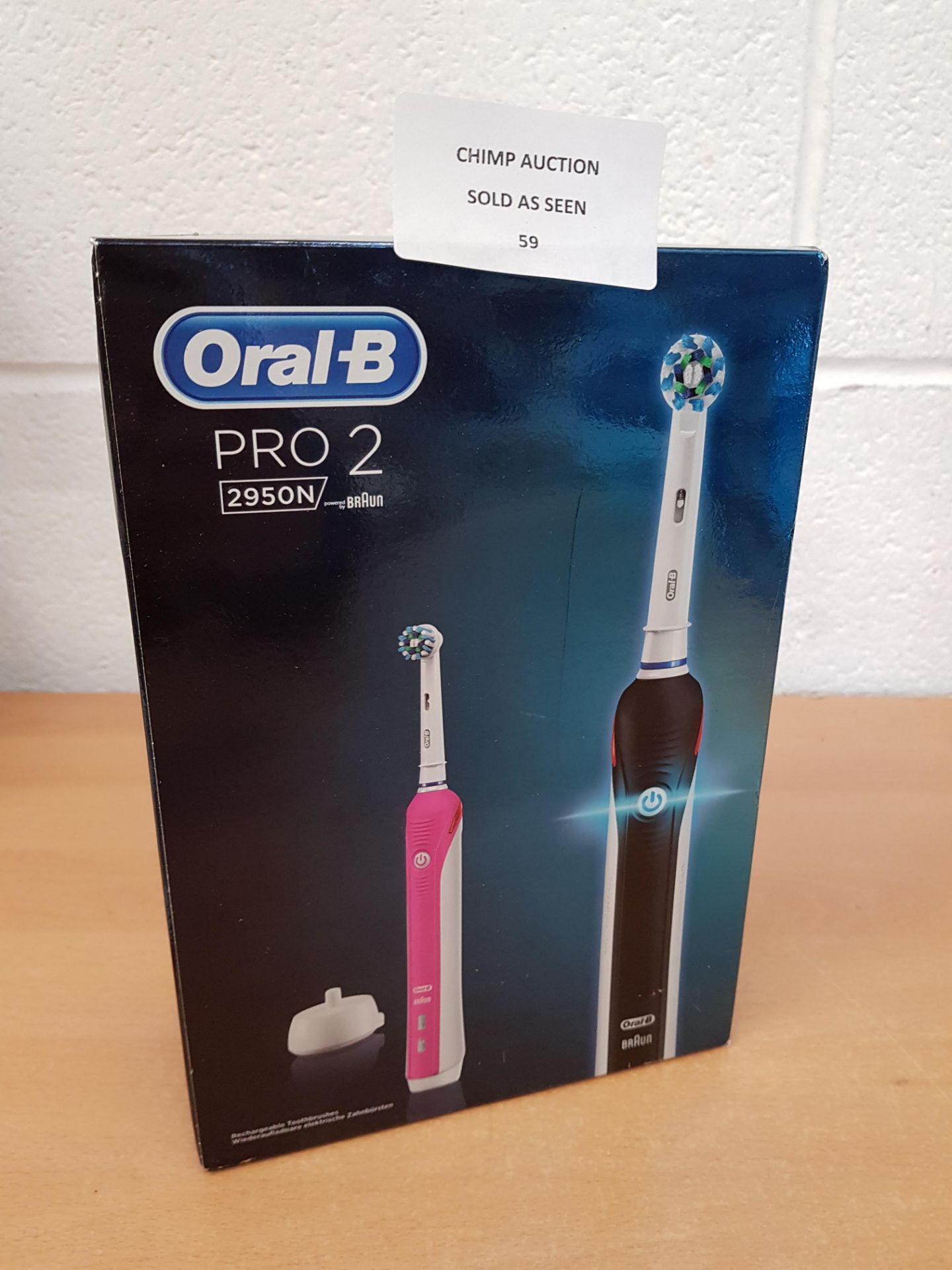 Oral-B Pro 2 2950 Twin edition electric toothbrush RRP £129.99