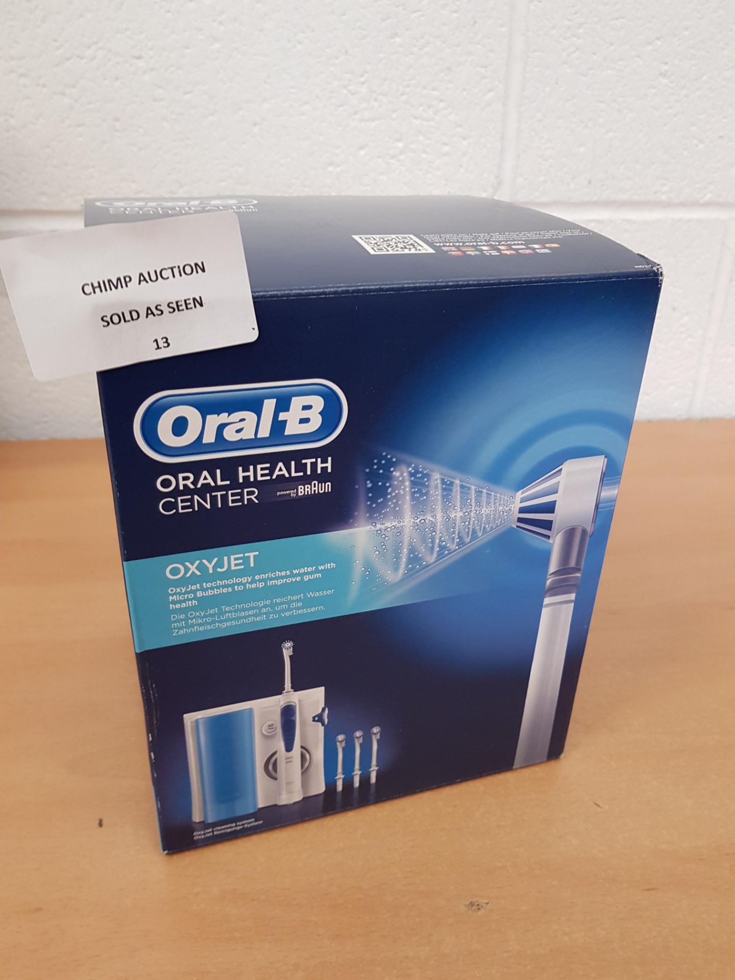 Oral-B Oxyjet Cleaning System with Oral Irrigator RRP £109.99.