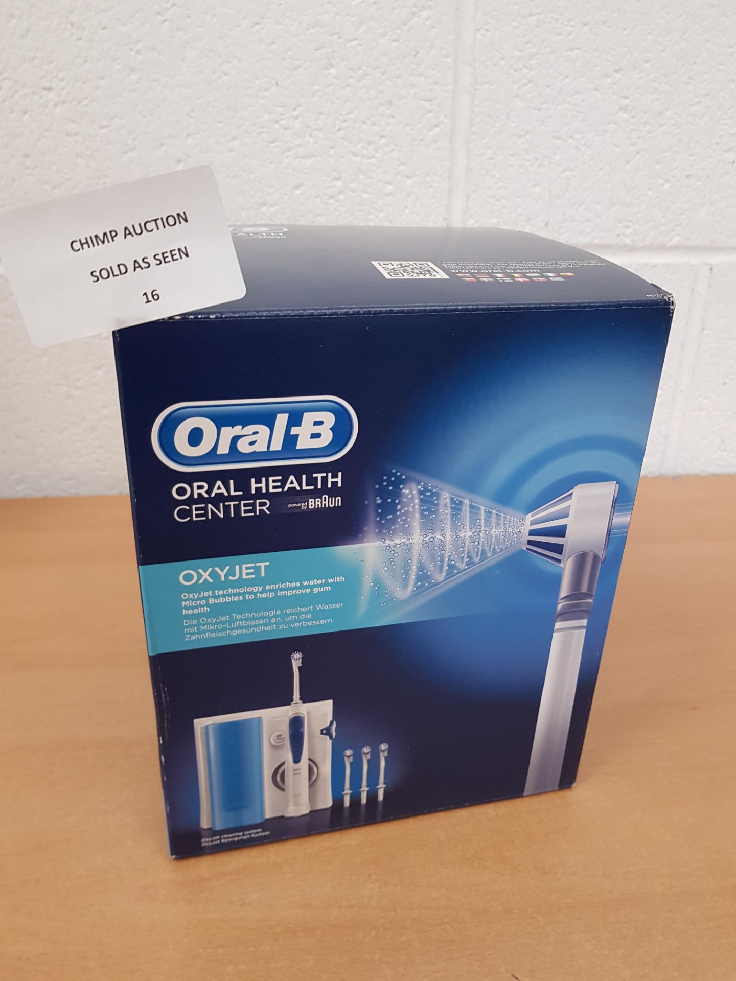 Oral-B Oxyjet Cleaning System with Oral Irrigator RRP £109.99.