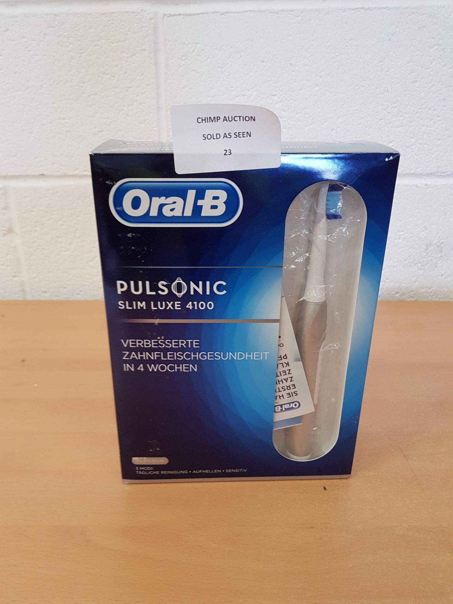 Braun Oral-B Pulsonic SLIM Luxe 4100 Platinum toothbrush RRP £159.99.