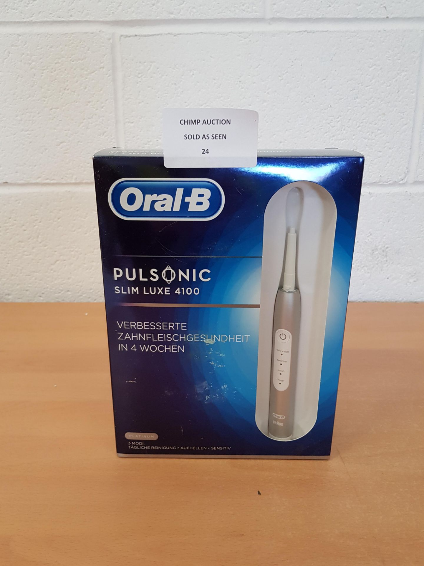 Braun Oral-B Pulsonic SLIM Luxe 4100 Platinum toothbrush RRP £159.99.