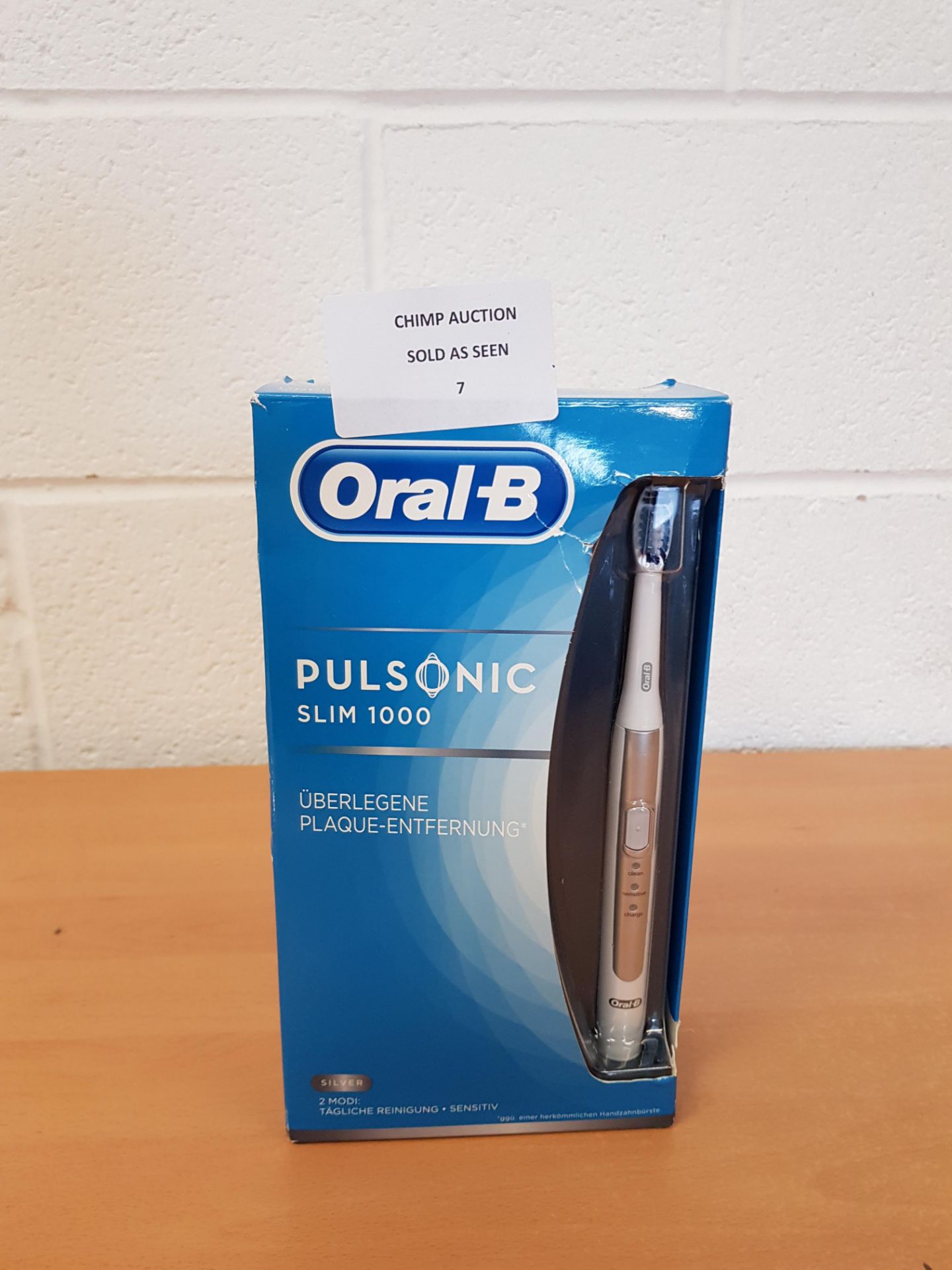 Braun Oral-B Pulsonic SLIM 1000 electric toothbrush RRP £109.99.