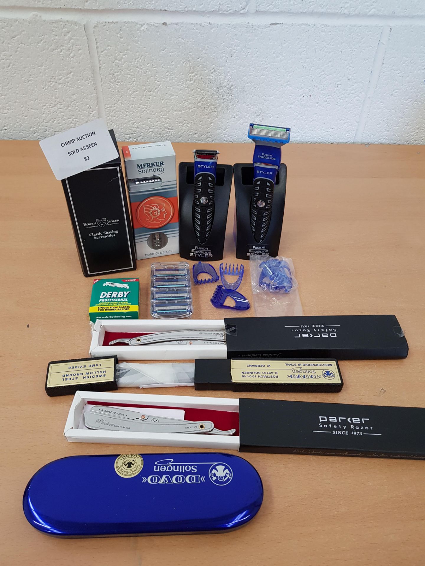 Joblot of mixed Men's shave razor blades & more