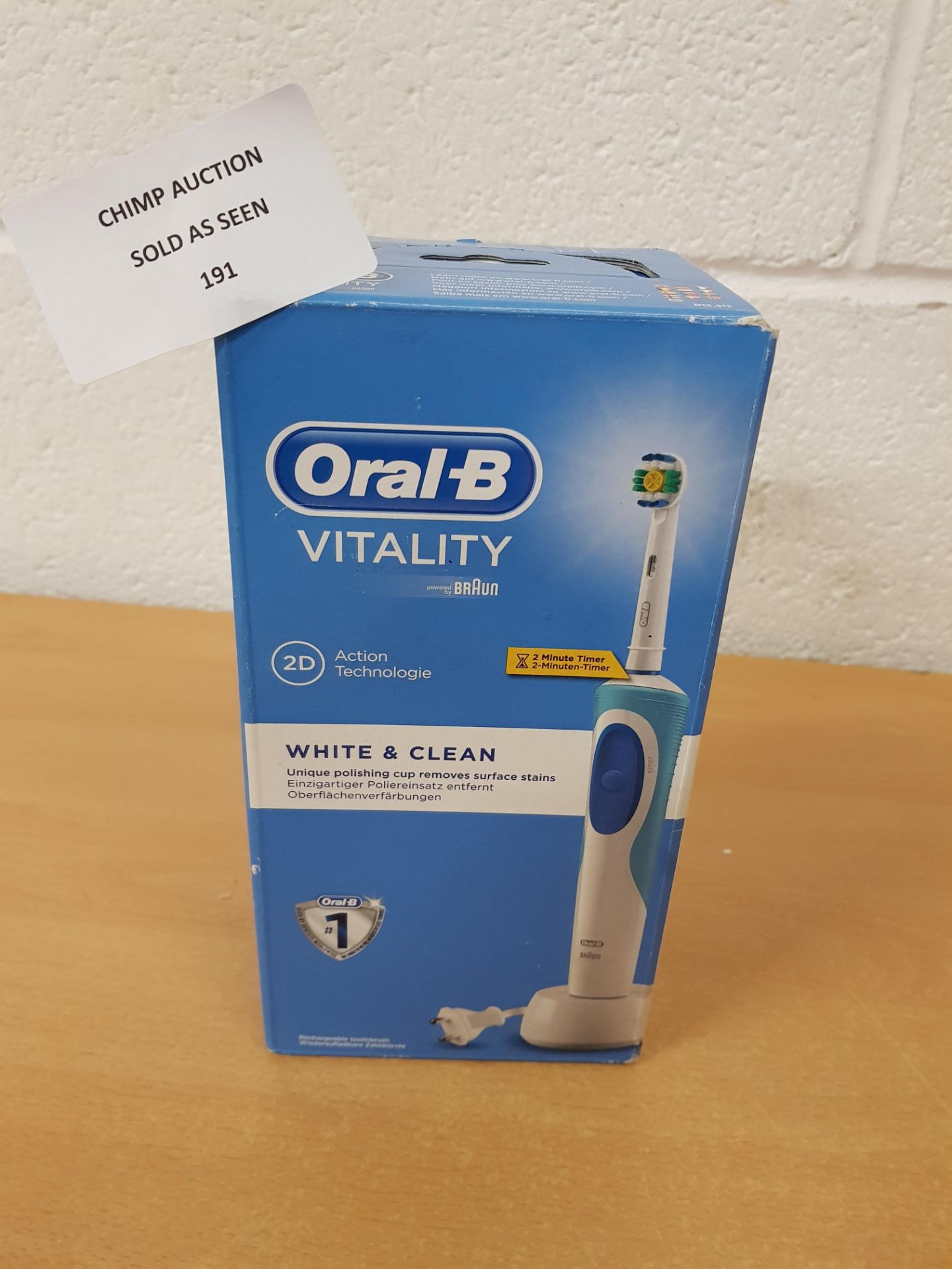 Braun Oral-B Vitality White & Clean 2D electric toothbrush