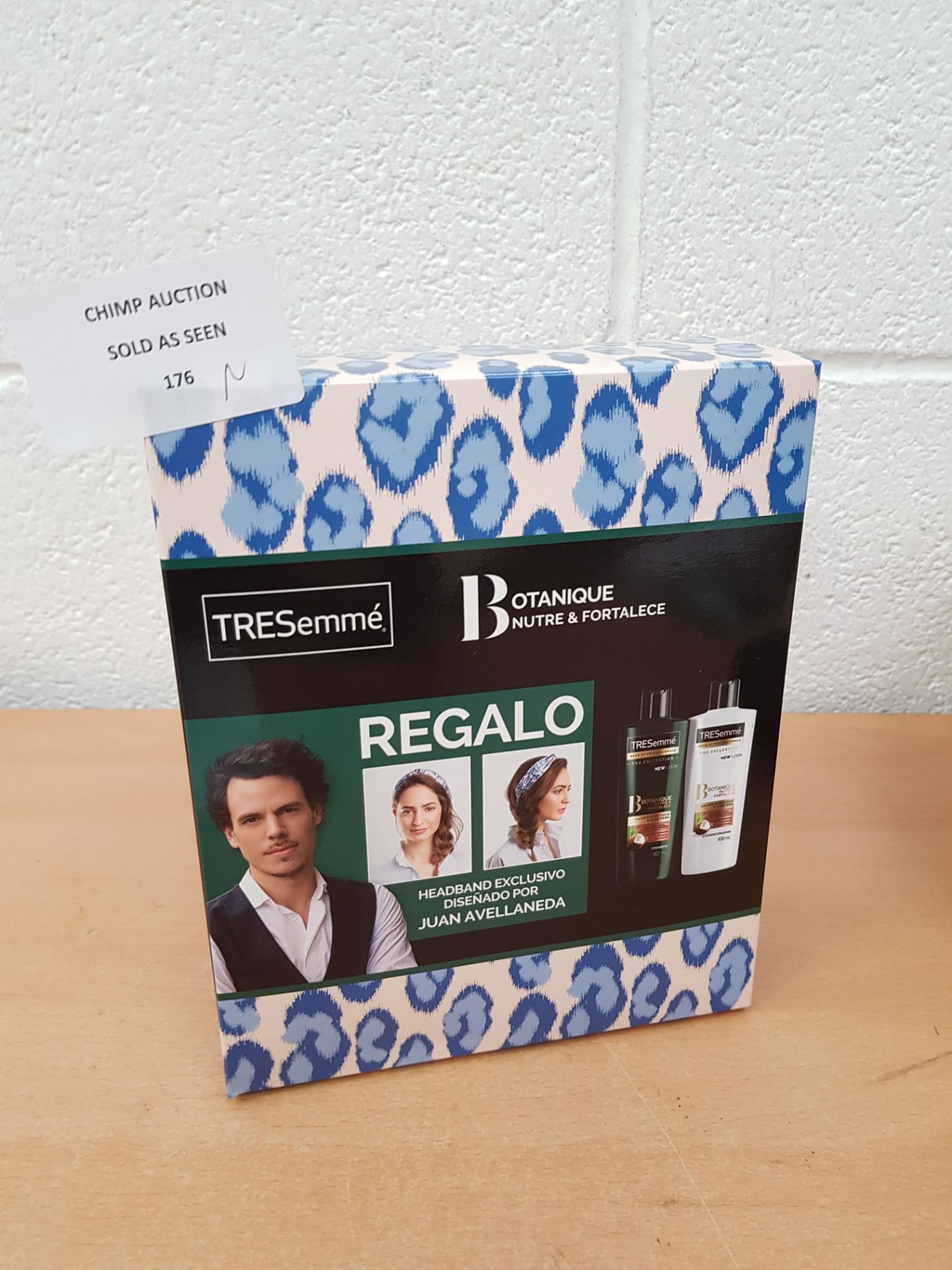 Brand new Tresemme Botanique Shampoo+Conditioner Gift Pack