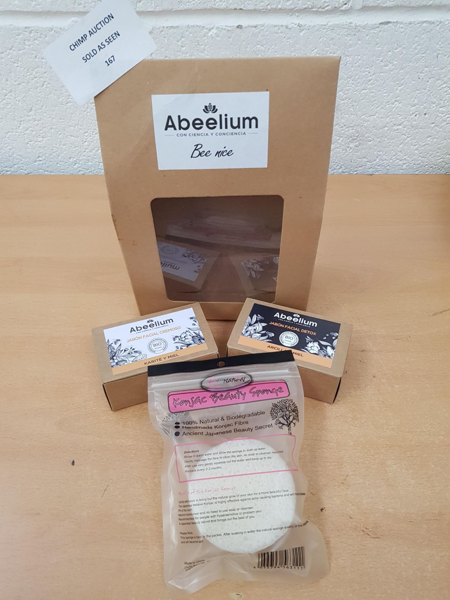 Brand new Abeelium Bee Nice Beauty Gift Pack