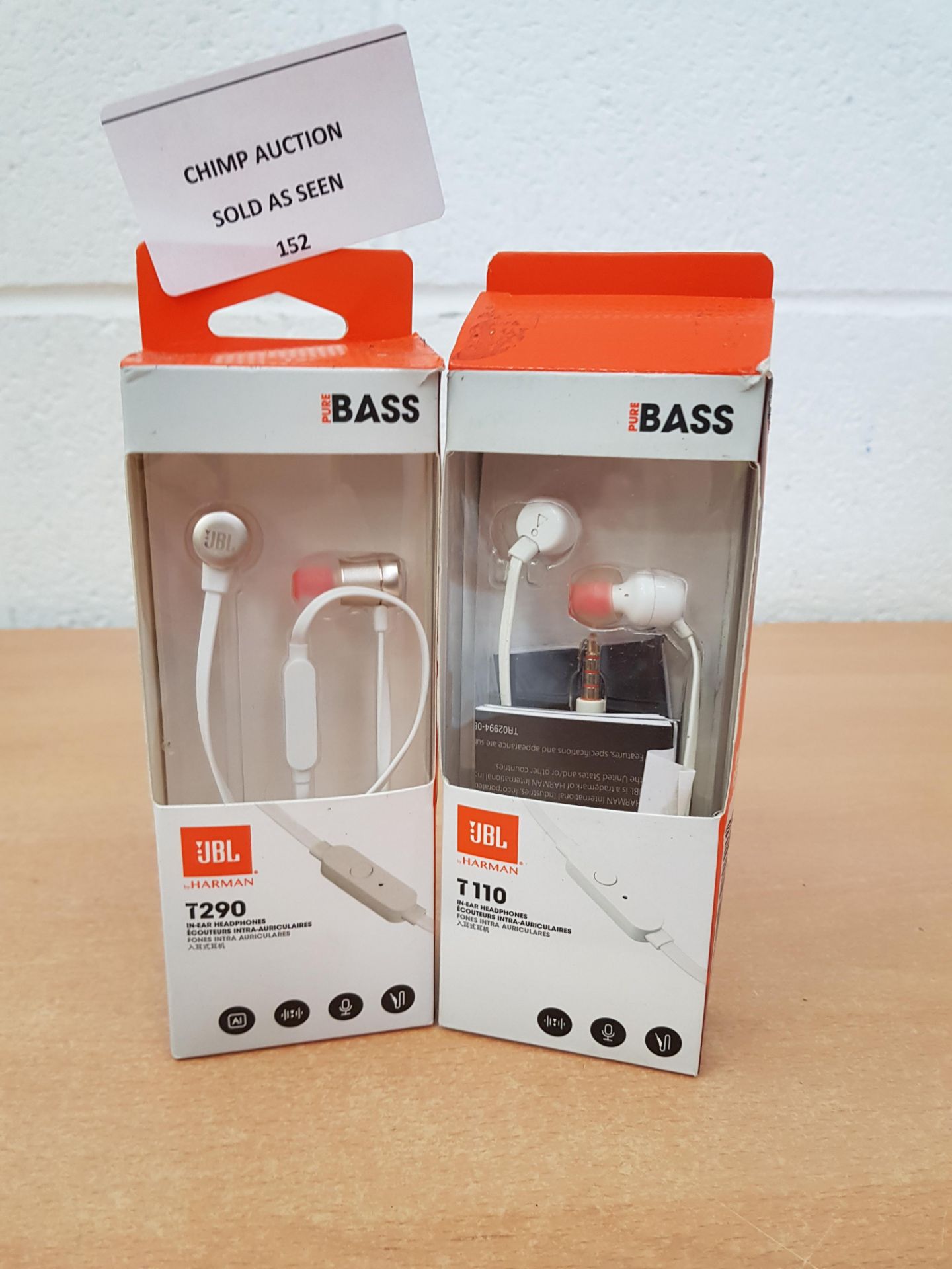 2x Mixed JBL Bass Earphones