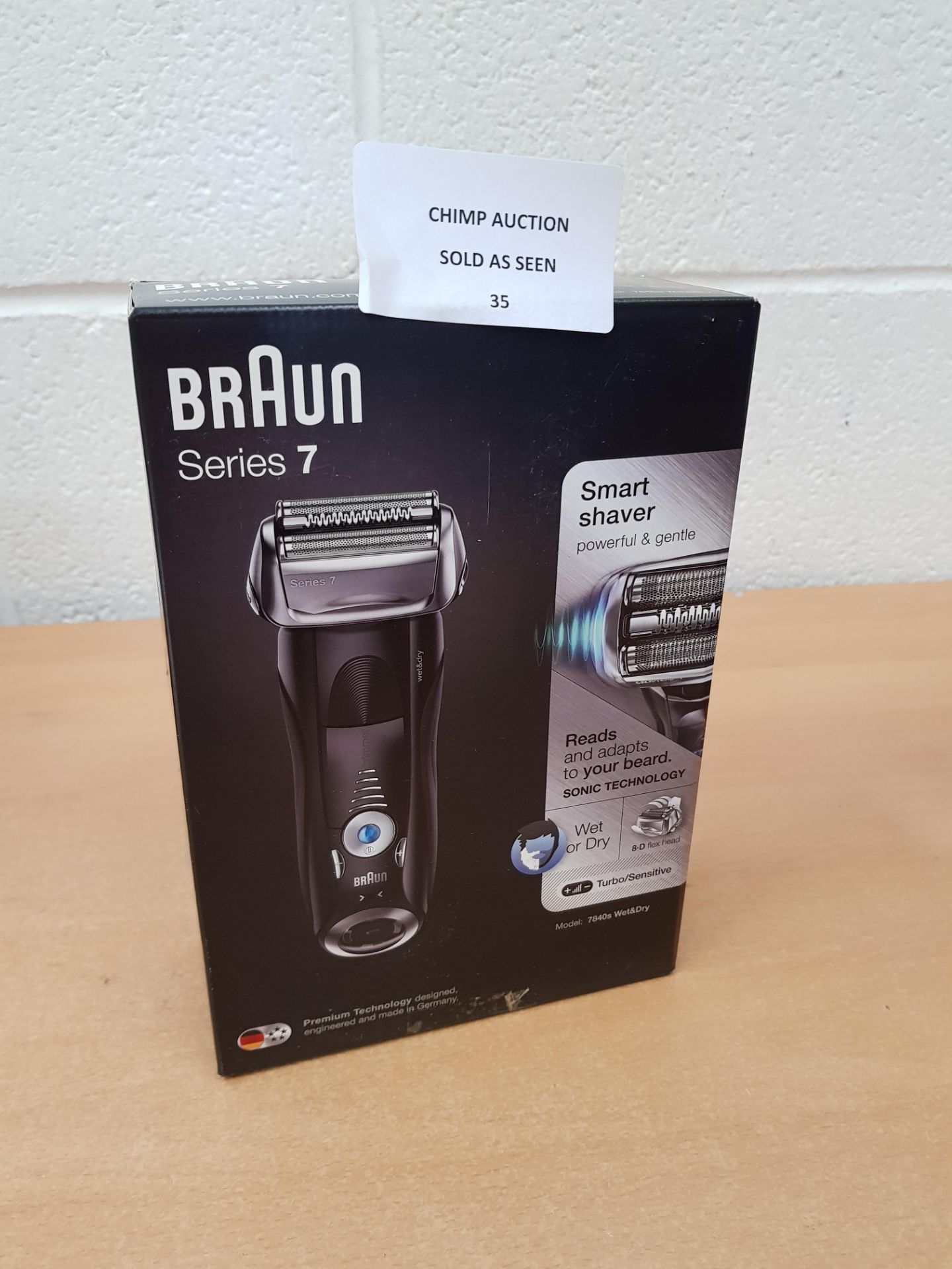 Braun Series 7 7840s, Wet & Dry Shaver Integrated Precision Trimmer RRP £199.99.