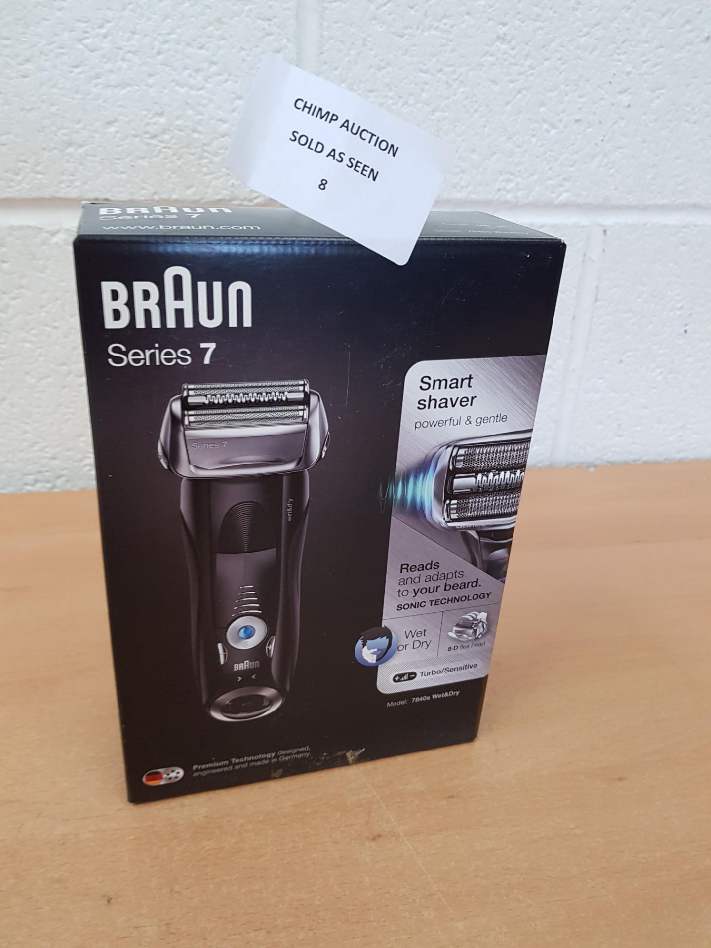 Braun Series 7 7840s, Wet & Dry Shaver Integrated Precision Trimmer RRP £199.99.