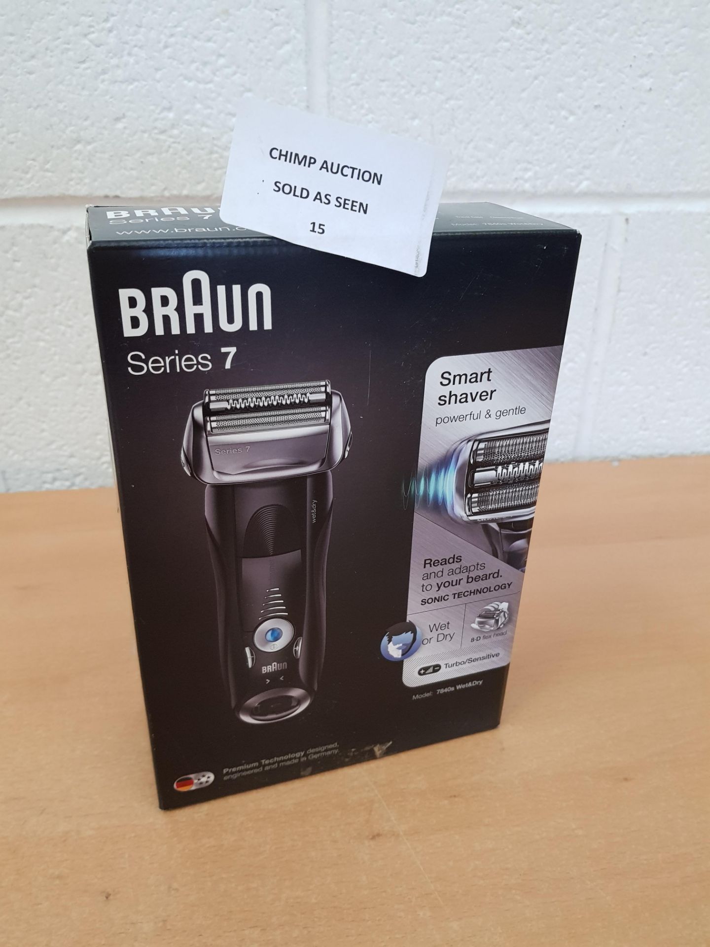 Braun Series 7 7840s, Wet & Dry Shaver Integrated Precision Trimmer RRP £199.99.