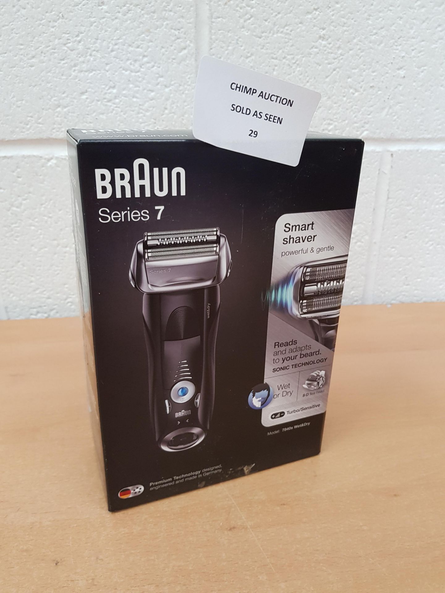 Braun Series 7 7840s, Wet & Dry Shaver Integrated Precision Trimmer RRP £199.99.