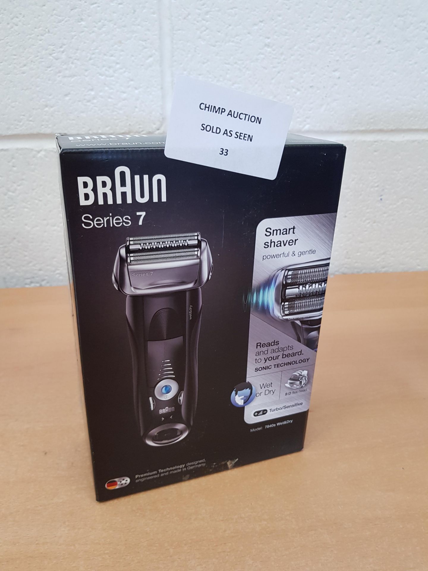 Braun Series 7 7840s, Wet & Dry Shaver Integrated Precision Trimmer RRP £199.99.