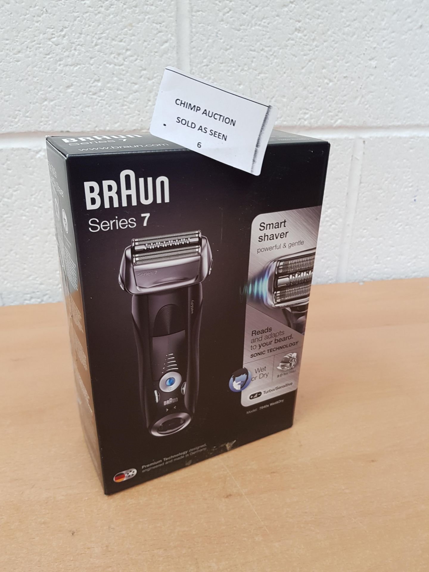 Braun Series 7 7840s, Wet & Dry Shaver Integrated Precision Trimmer RRP £199.99.