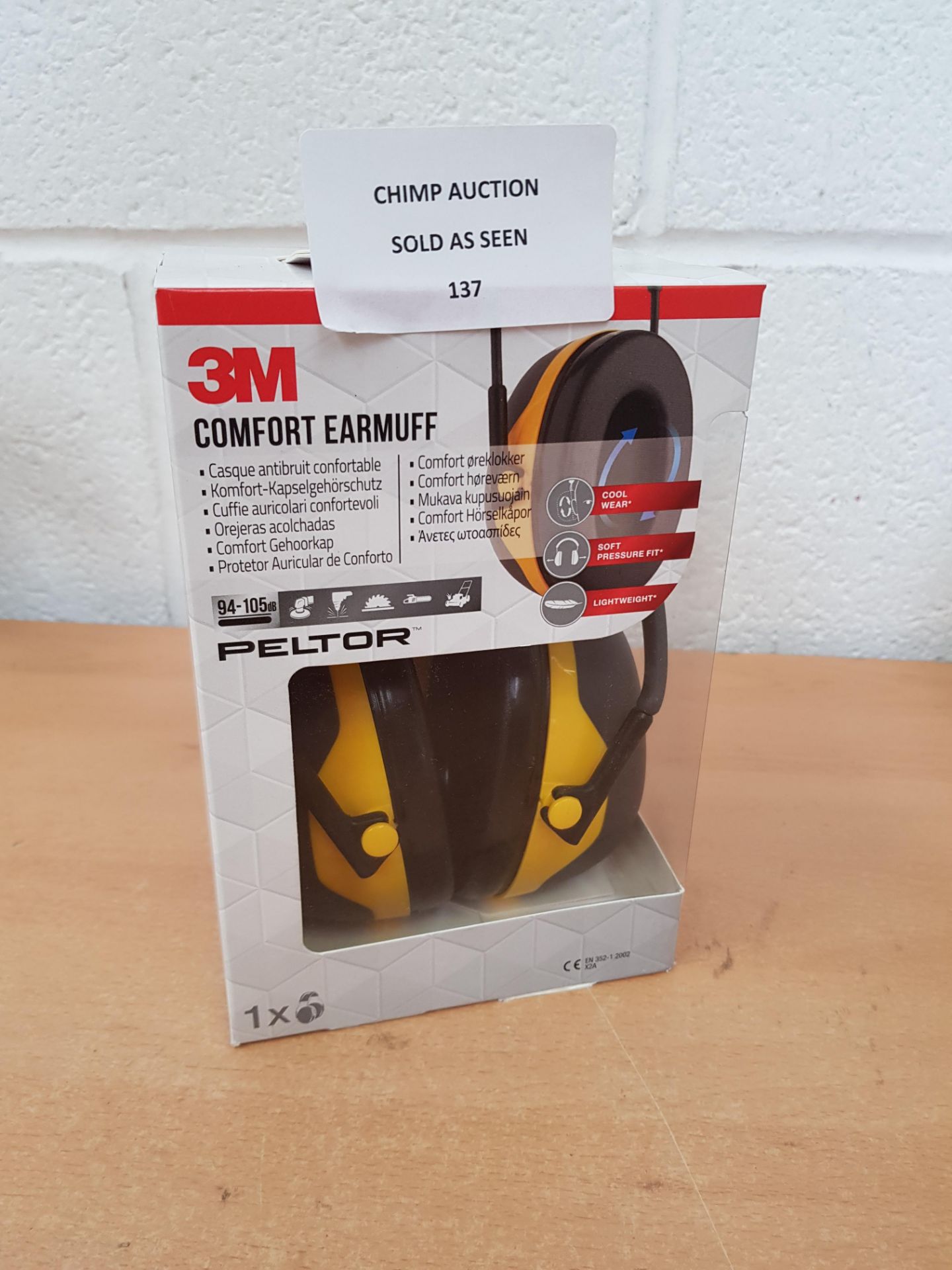 Brand new 3M X2AC1 ear defender Peltor RRP £39.99.