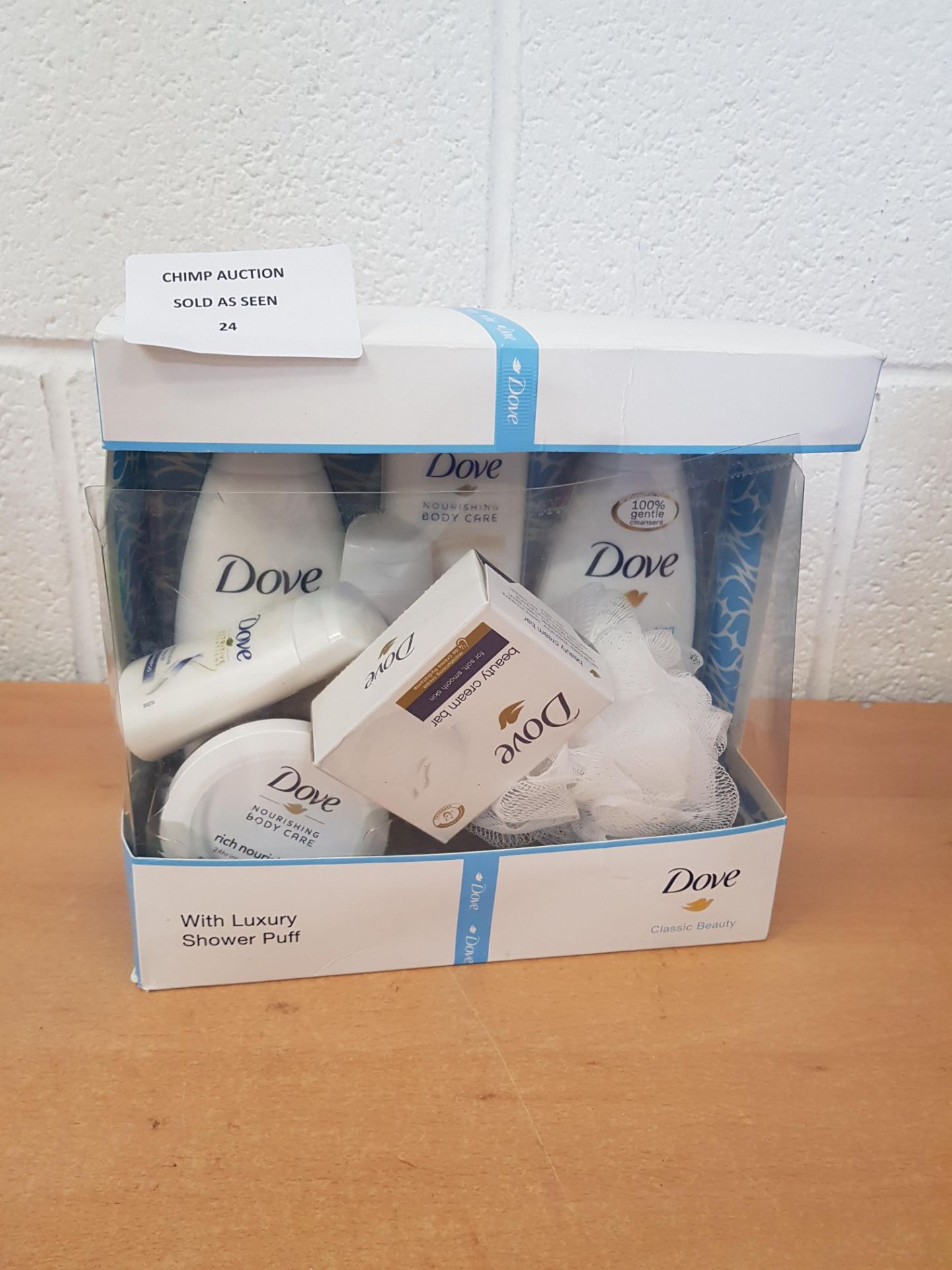 New Dove Luxury Shower Puff Gift Pack RRP £39.99. ( damaged packaging )