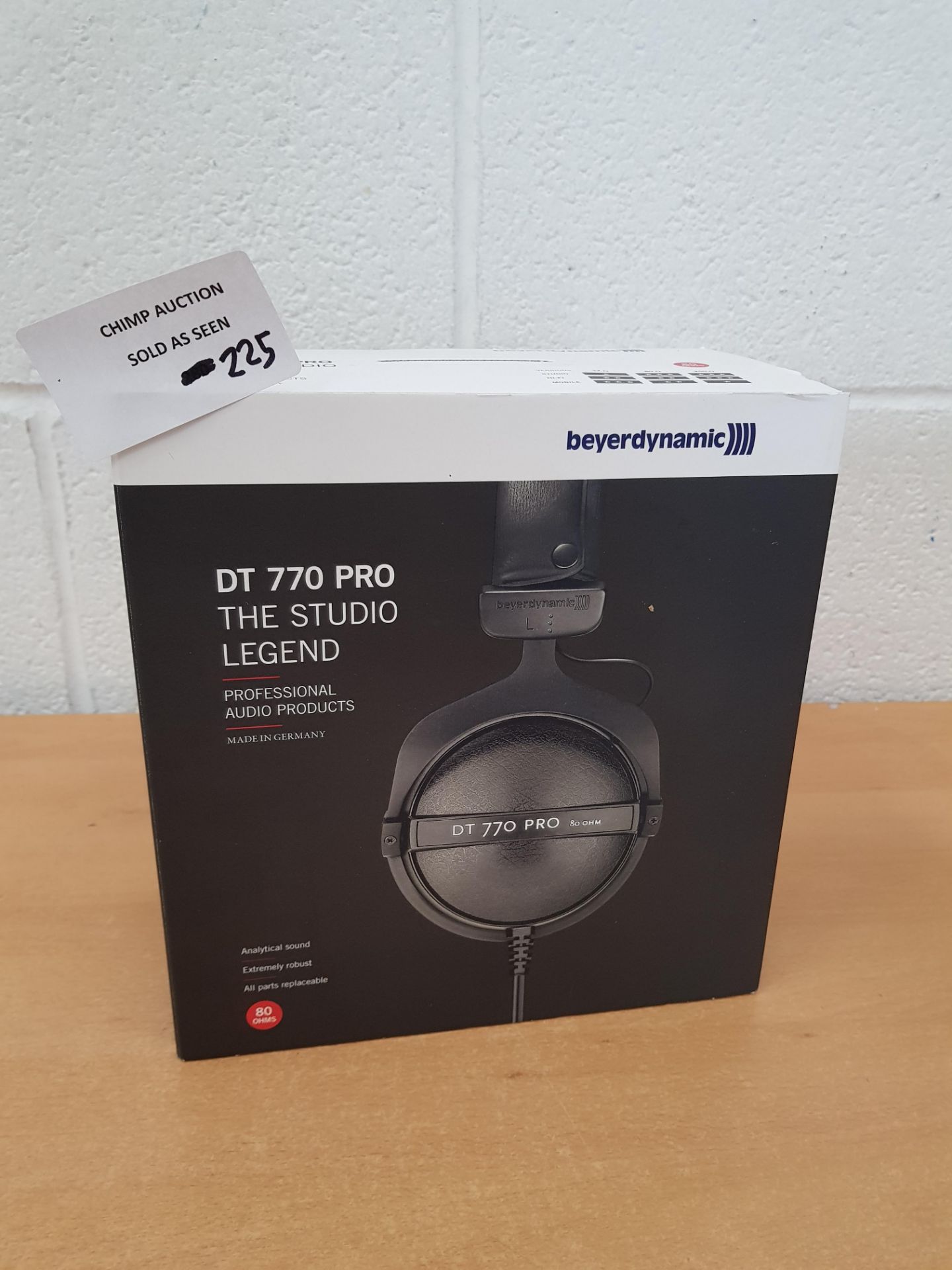 Beyerdynamic DT 770 PRO Studio Headphones RRP £119.99.