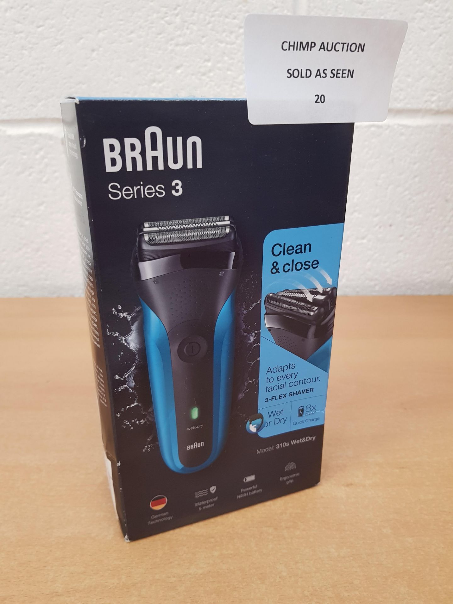 Braun Series 3 310 Shaver Wet and Dry RRP £54.99.