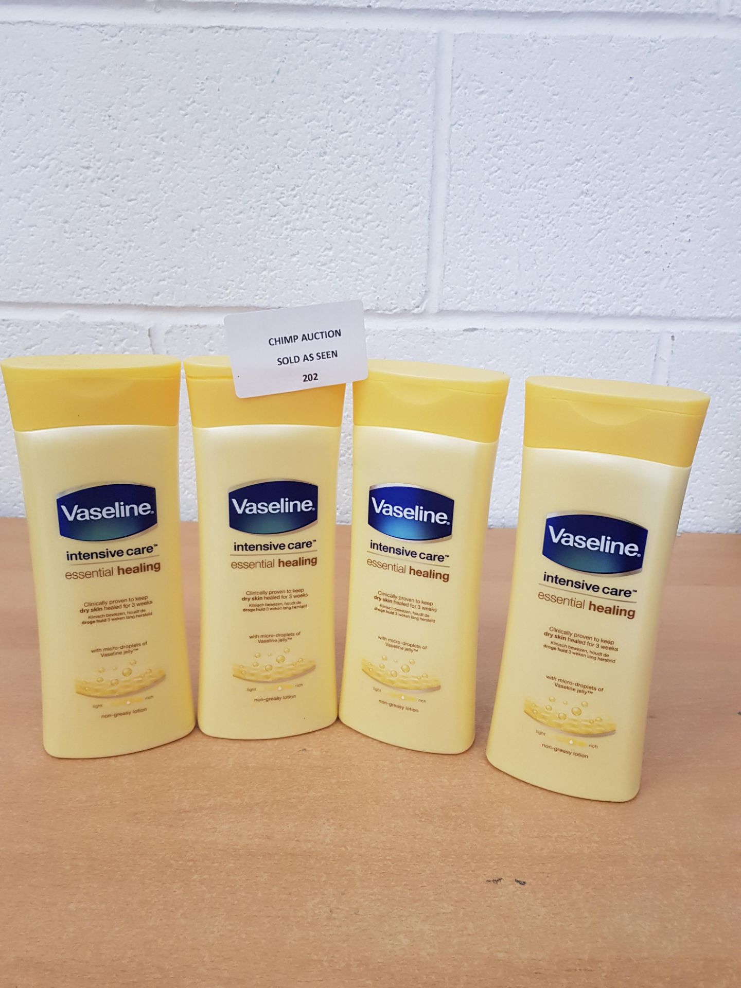 4x NEW Vaseline Intensive Care Essential Lotion, 400ml RRP £20 .