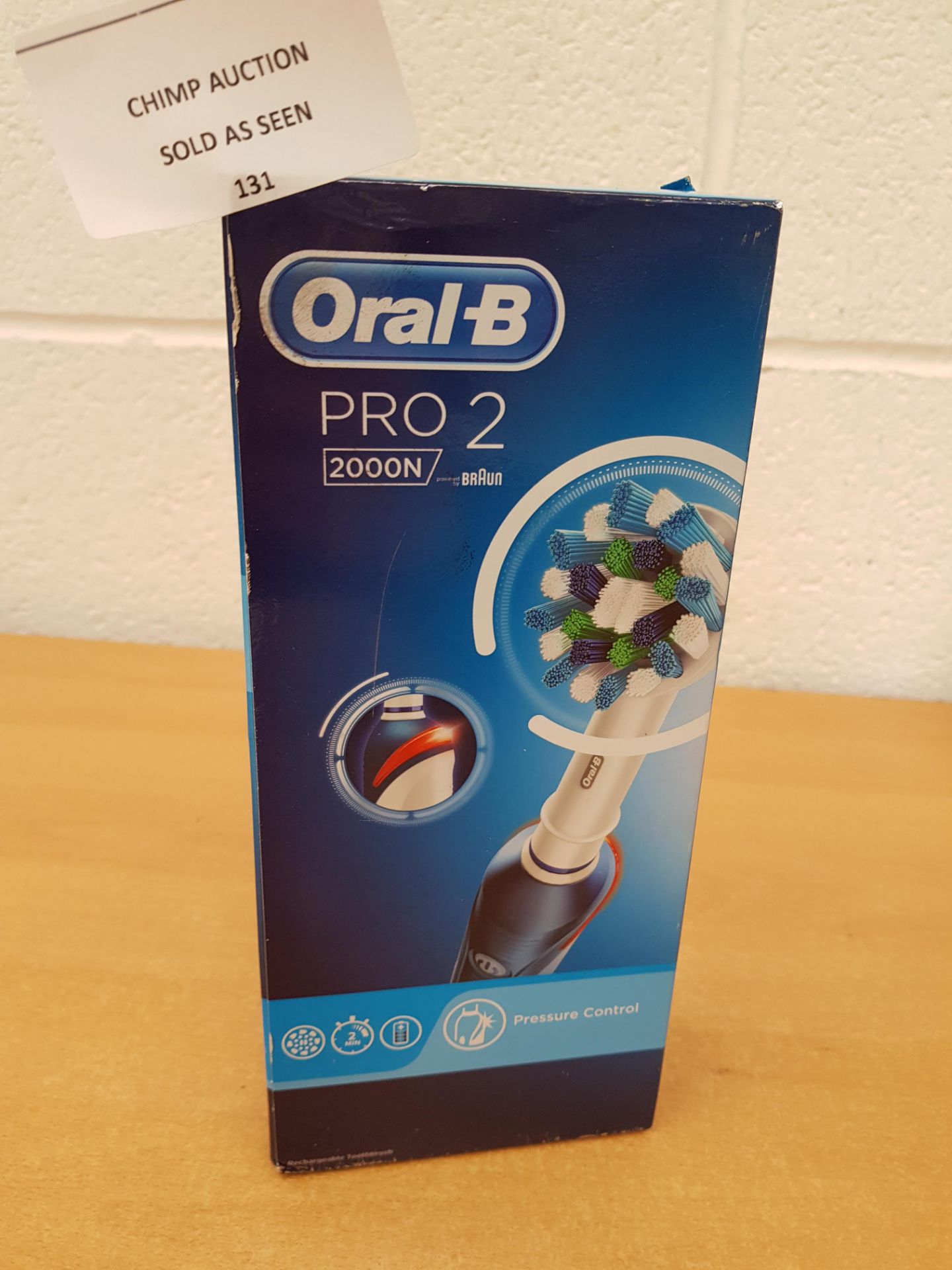 Oral-B Pro 2 2000 electric Toothbrush