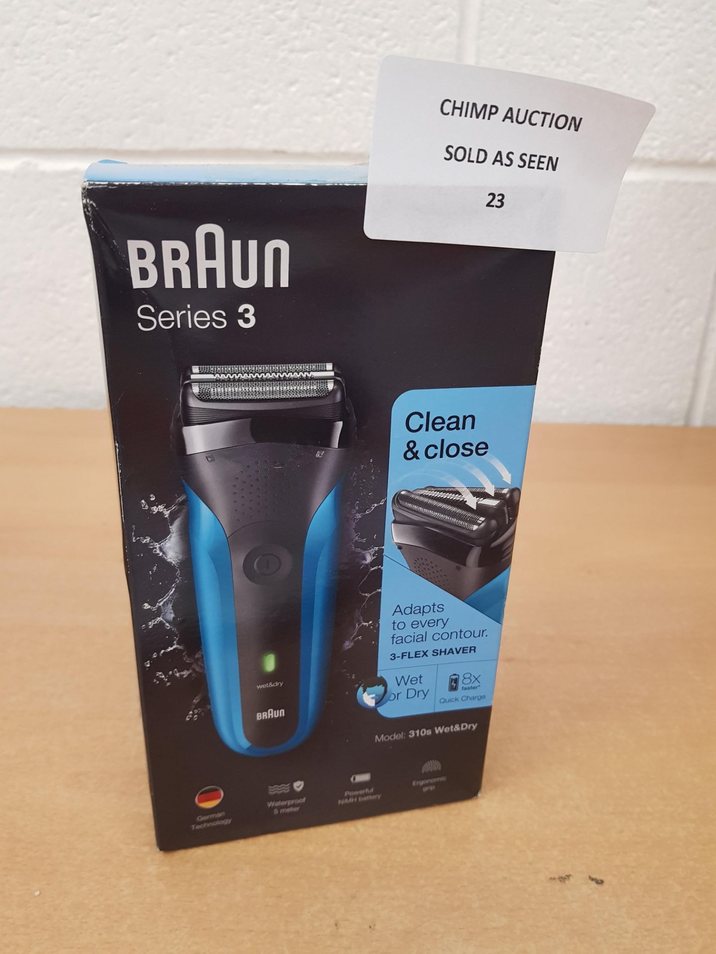 Braun Series 3 310 Shaver Wet and Dry RRP £54.99.