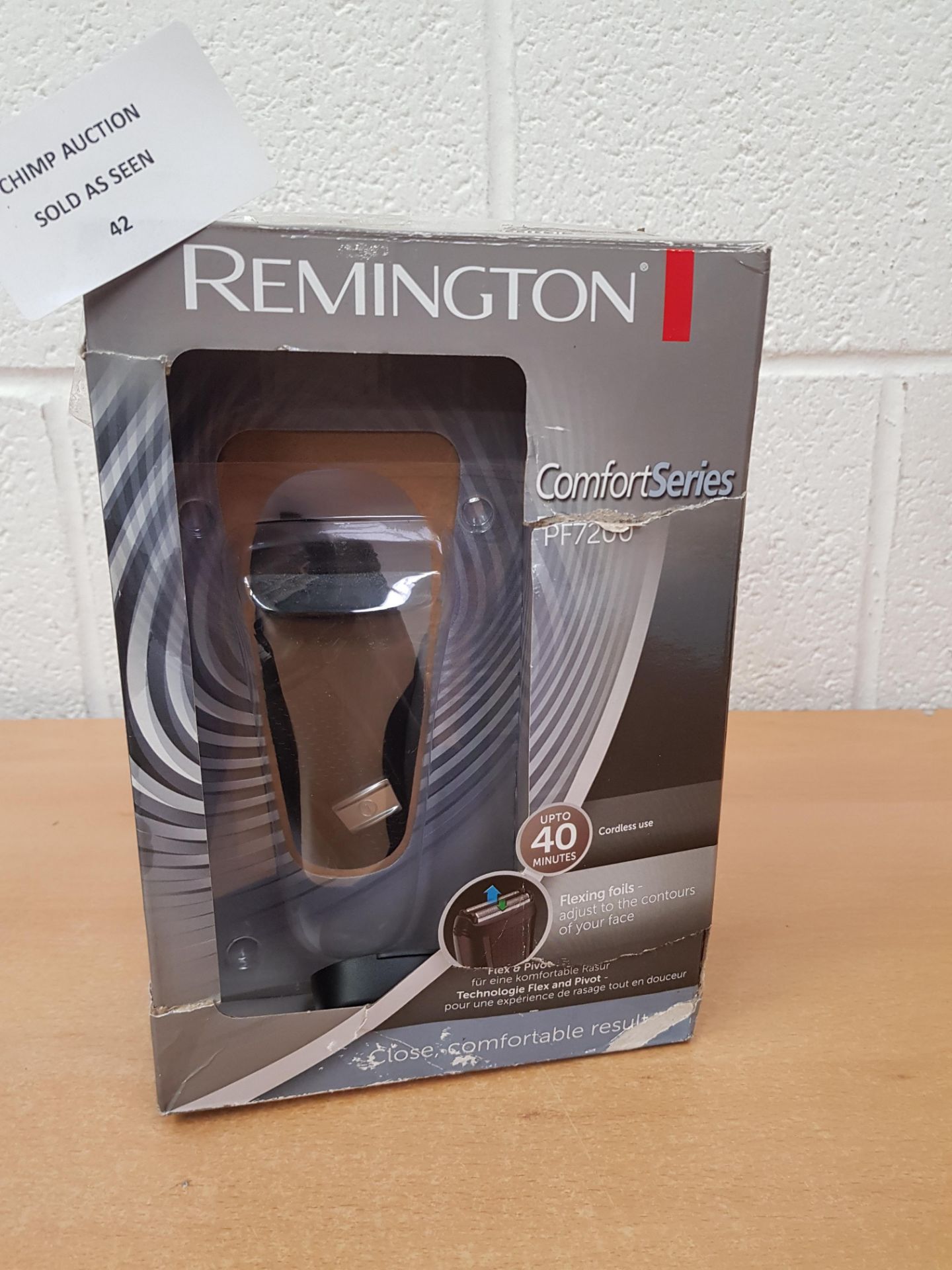 Remington PF7200 Comfort Series Foil Electric Shaver