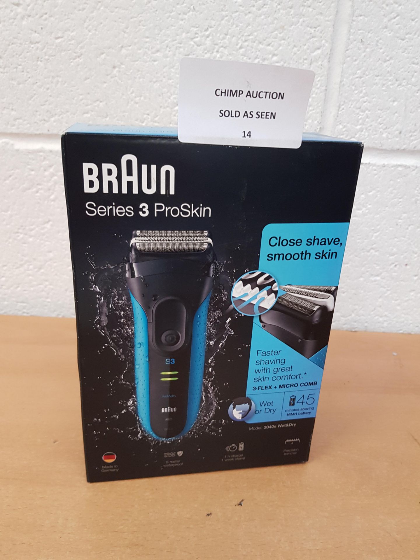 Braun Series 3 ProSkin 3040s Electric Shaver, Wet & Dry RRP £109.99.