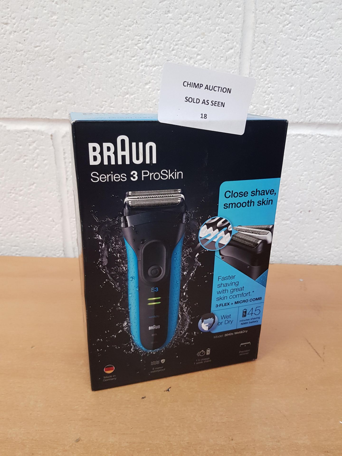 Braun Series 3 ProSkin 3040s Electric Shaver, Wet & Dry RRP £109.99.