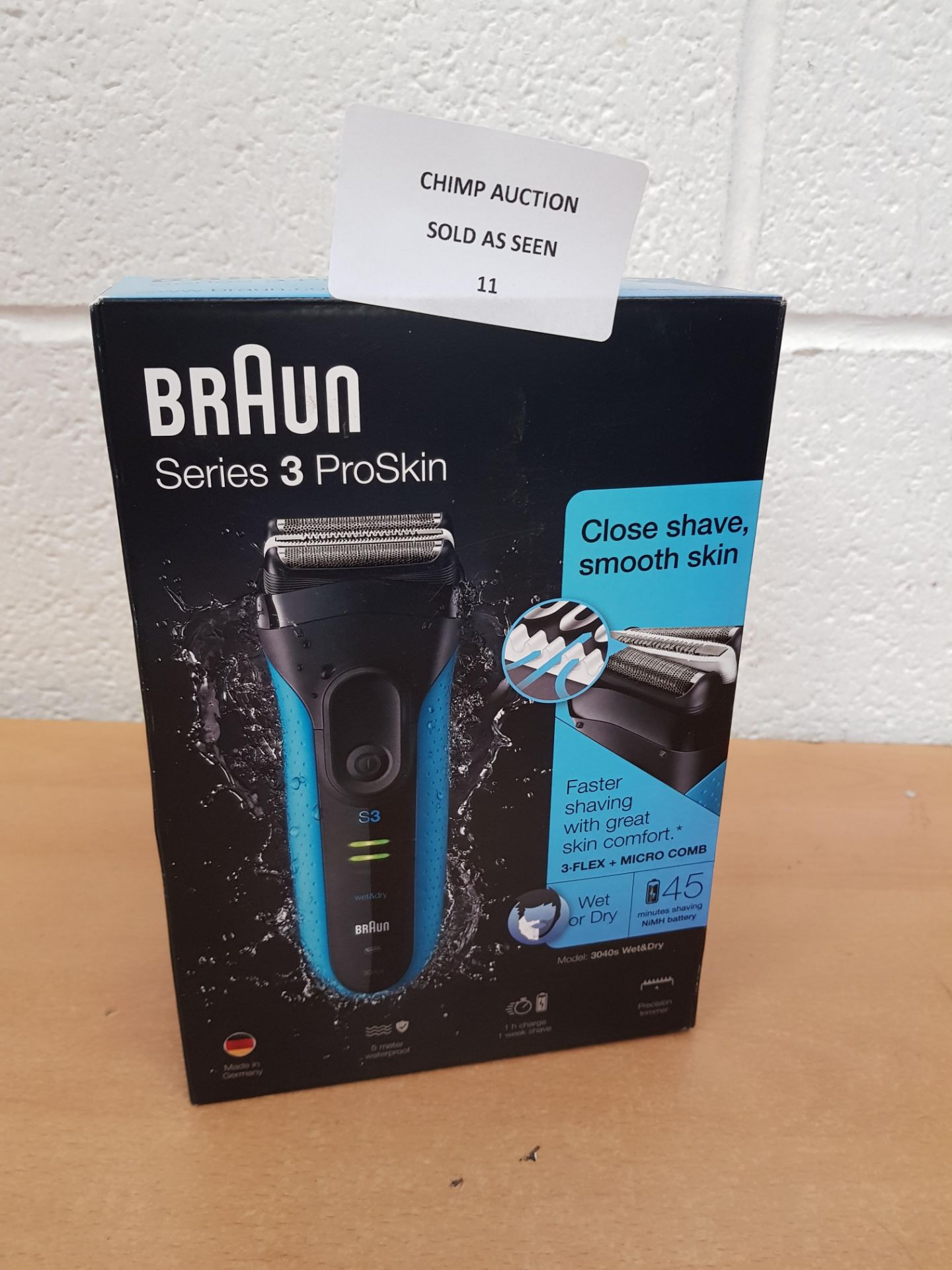 Braun Series 3 ProSkin 3040s Electric Shaver, Wet & Dry RRP £109.99.