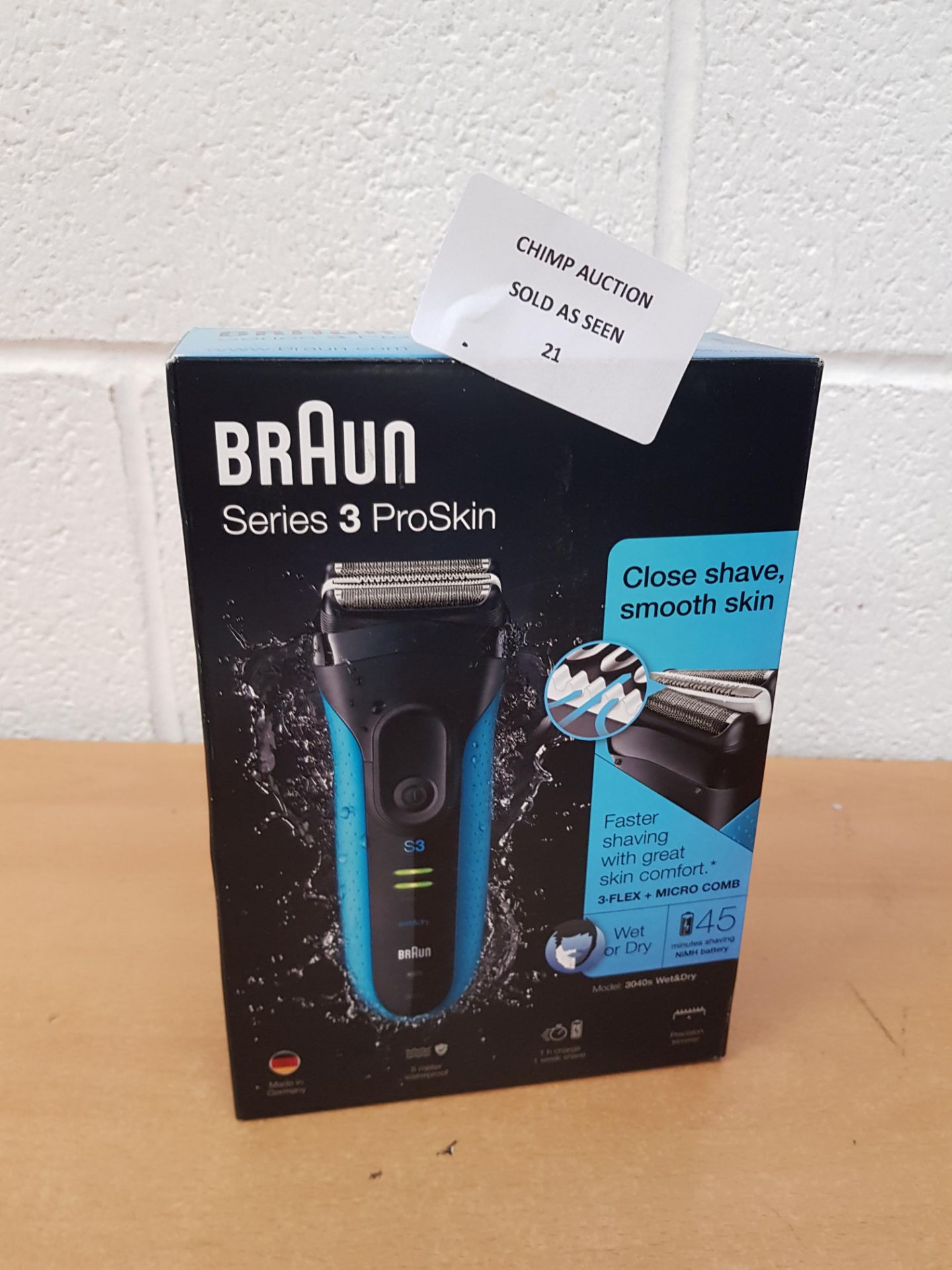 Braun Series 3 ProSkin 3040s Electric Shaver, Wet & Dry RRP £109.99.