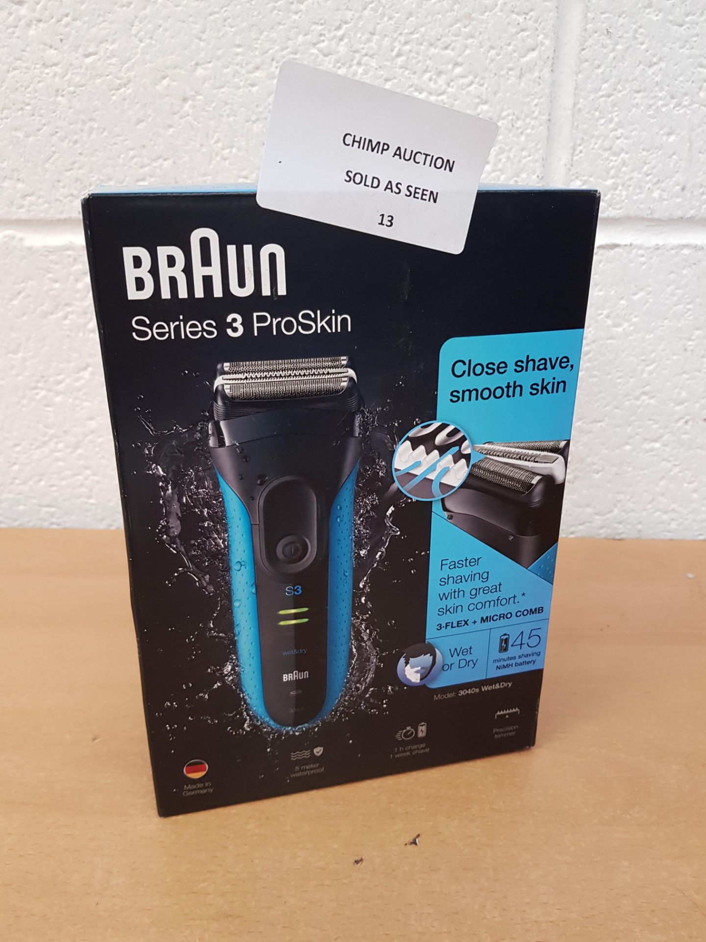 Braun Series 3 ProSkin 3040s Electric Shaver, Wet & Dry RRP £109.99.